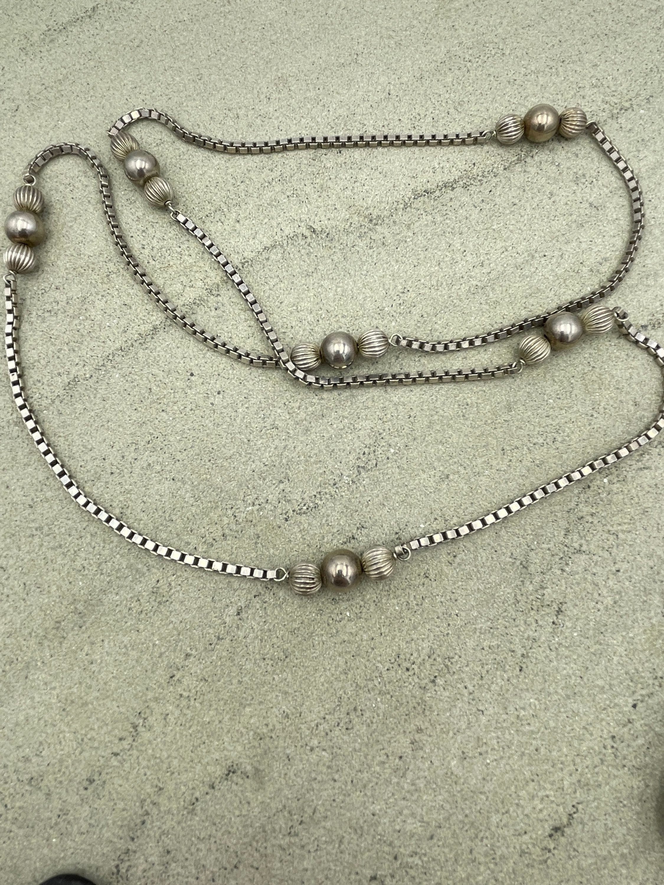 Art Deco 830 Silver, Reeded Ball, Box Link Chain Flapper Necklace