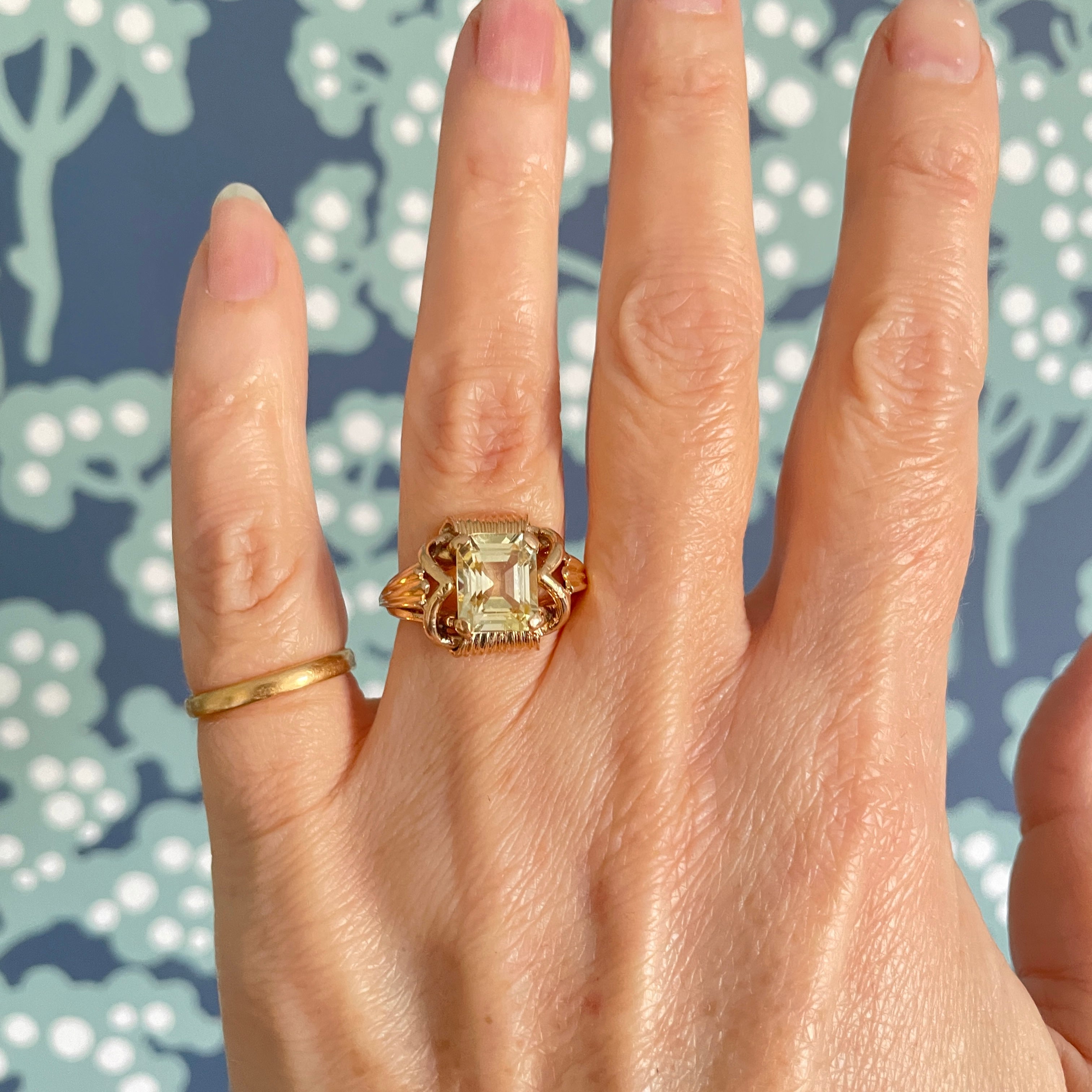 Mid Century, 18ct Gold, Unheated, Natural, Yellow Ceylon Sapphire, Statement Ring, c1940s