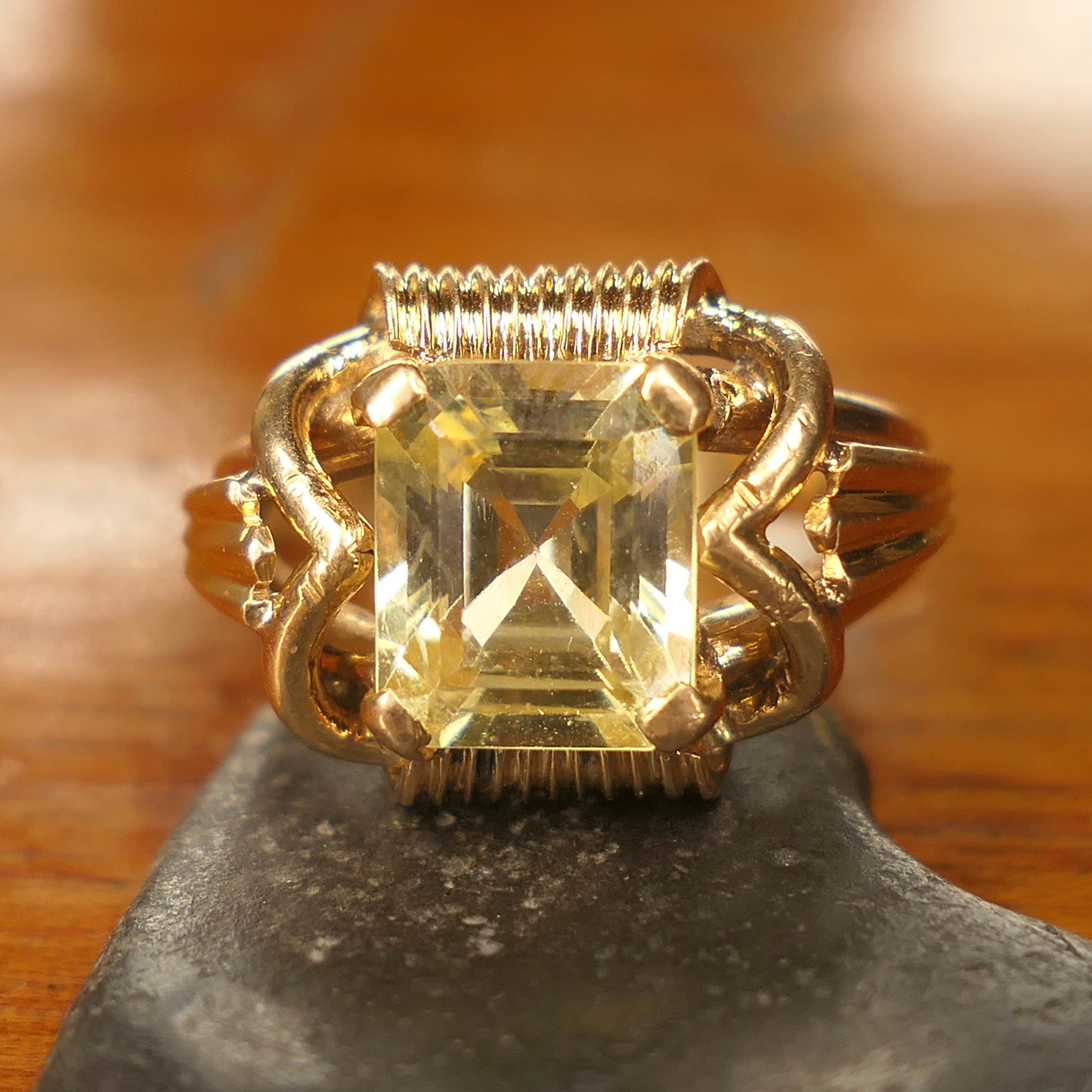 Mid Century, 18ct Gold, Unheated, Natural, Yellow Ceylon Sapphire, Statement Ring, c1940s