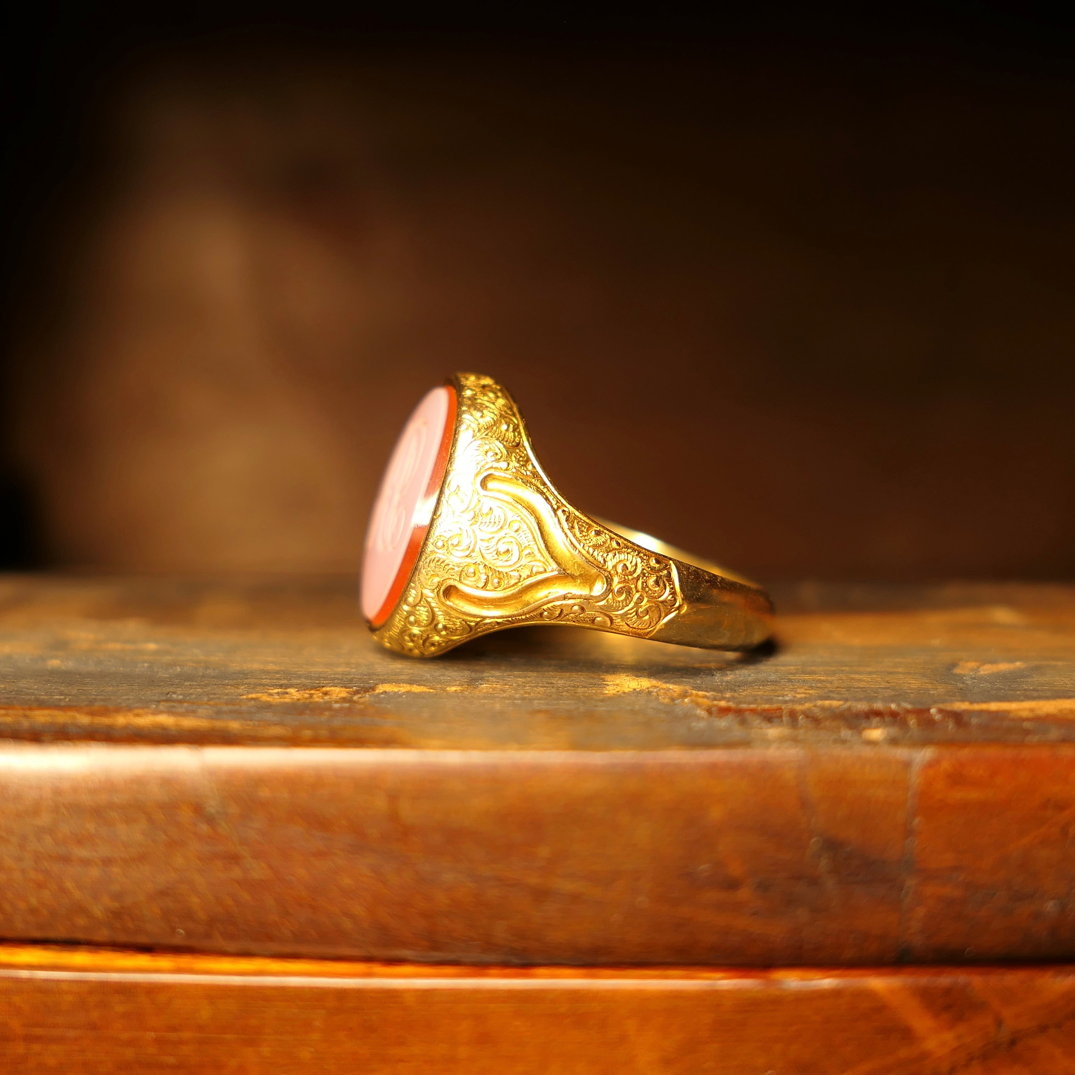 Victorian, 18ct Gold, Sardonyx, Seal Signet Ring, 8.4 grams
