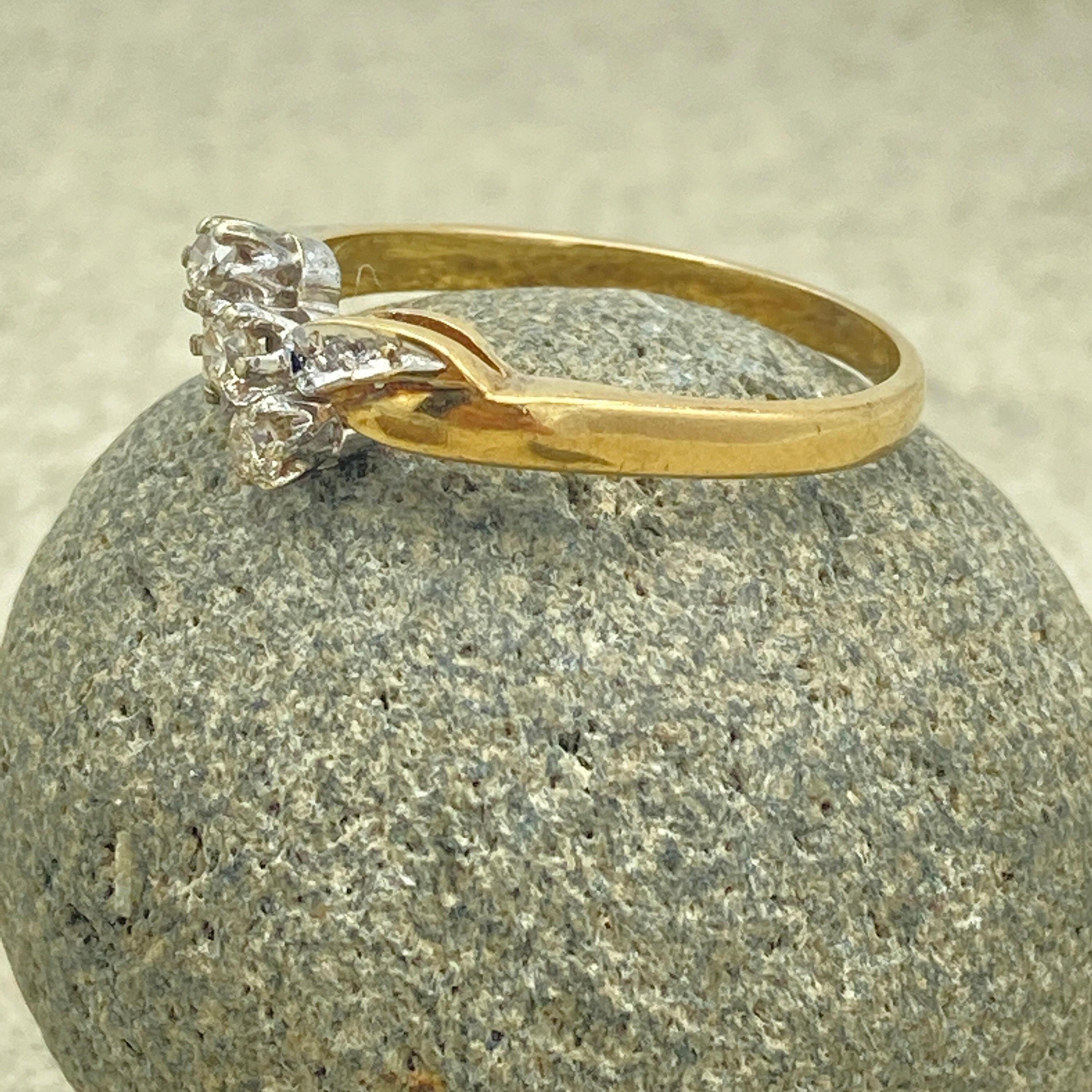 9ct Gold, Diamond Trilogy Ring