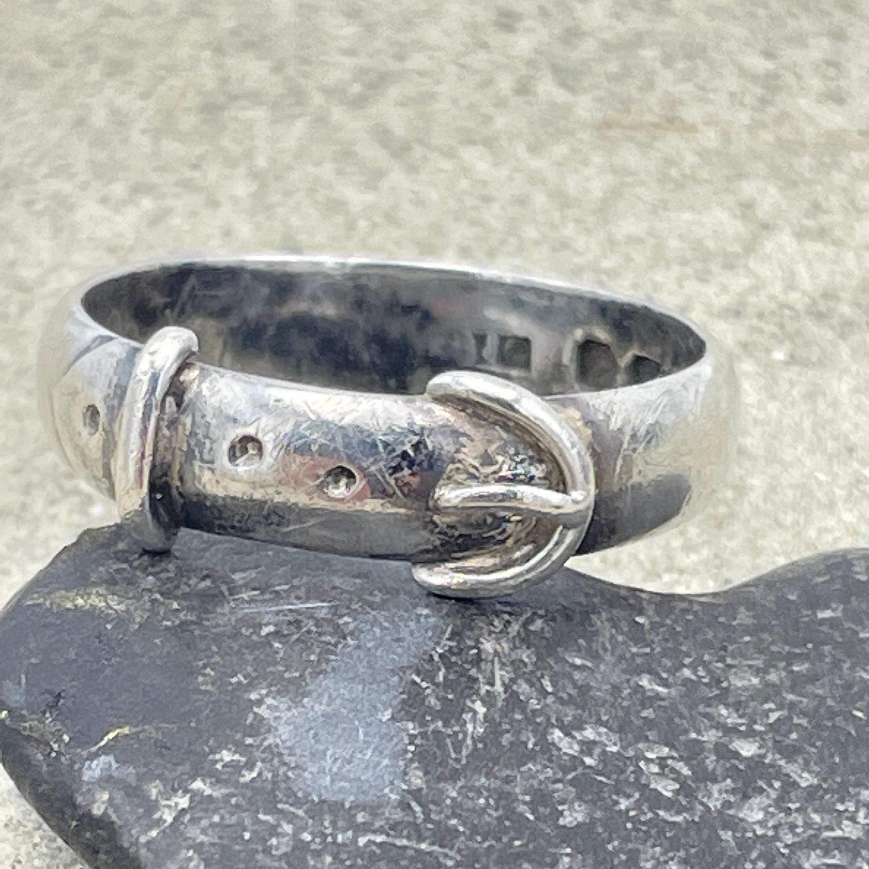 Victorian sterling silver buckle band ring, hallmarked birmingham 1880