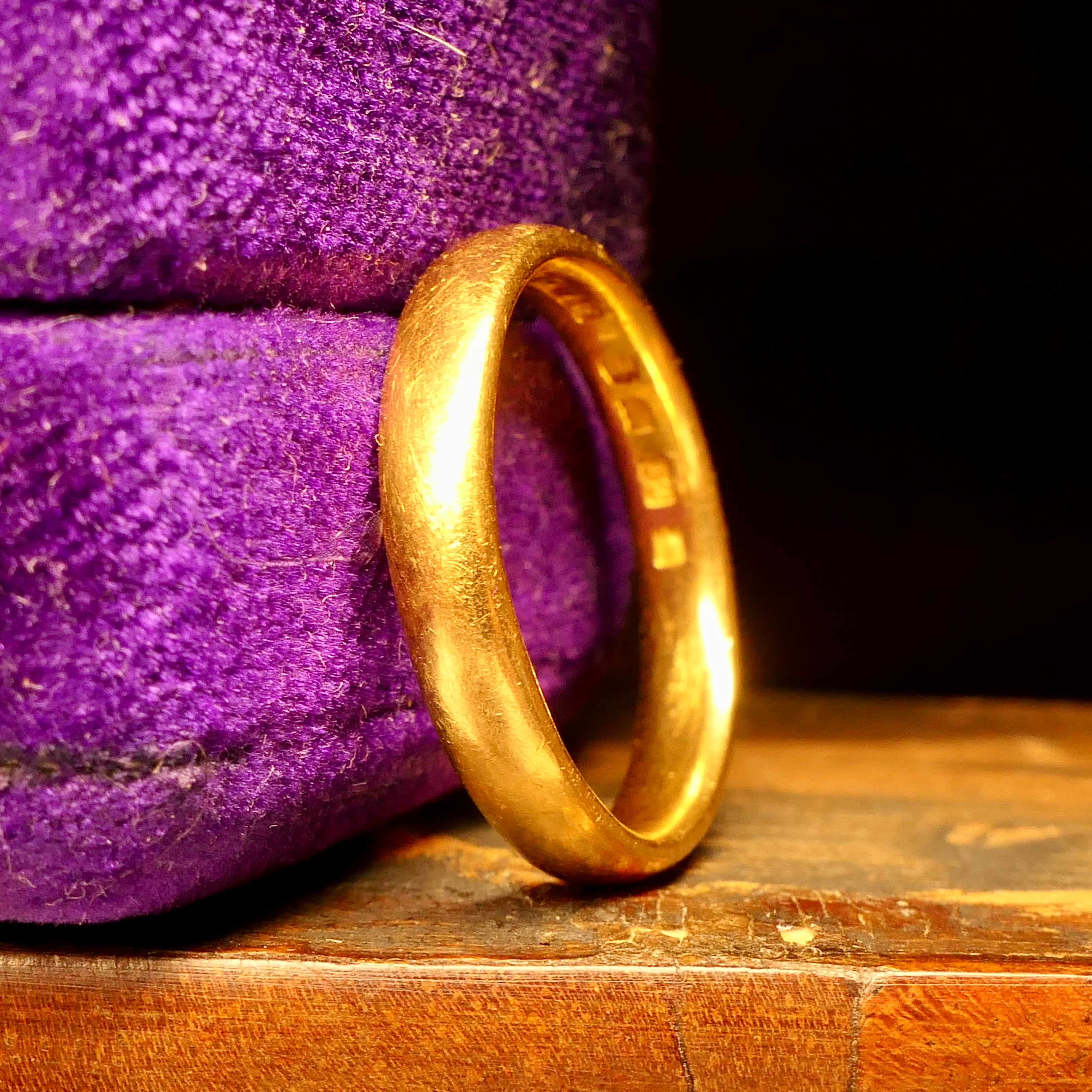 1920's, 22ct Gold Wedding Band Ring
