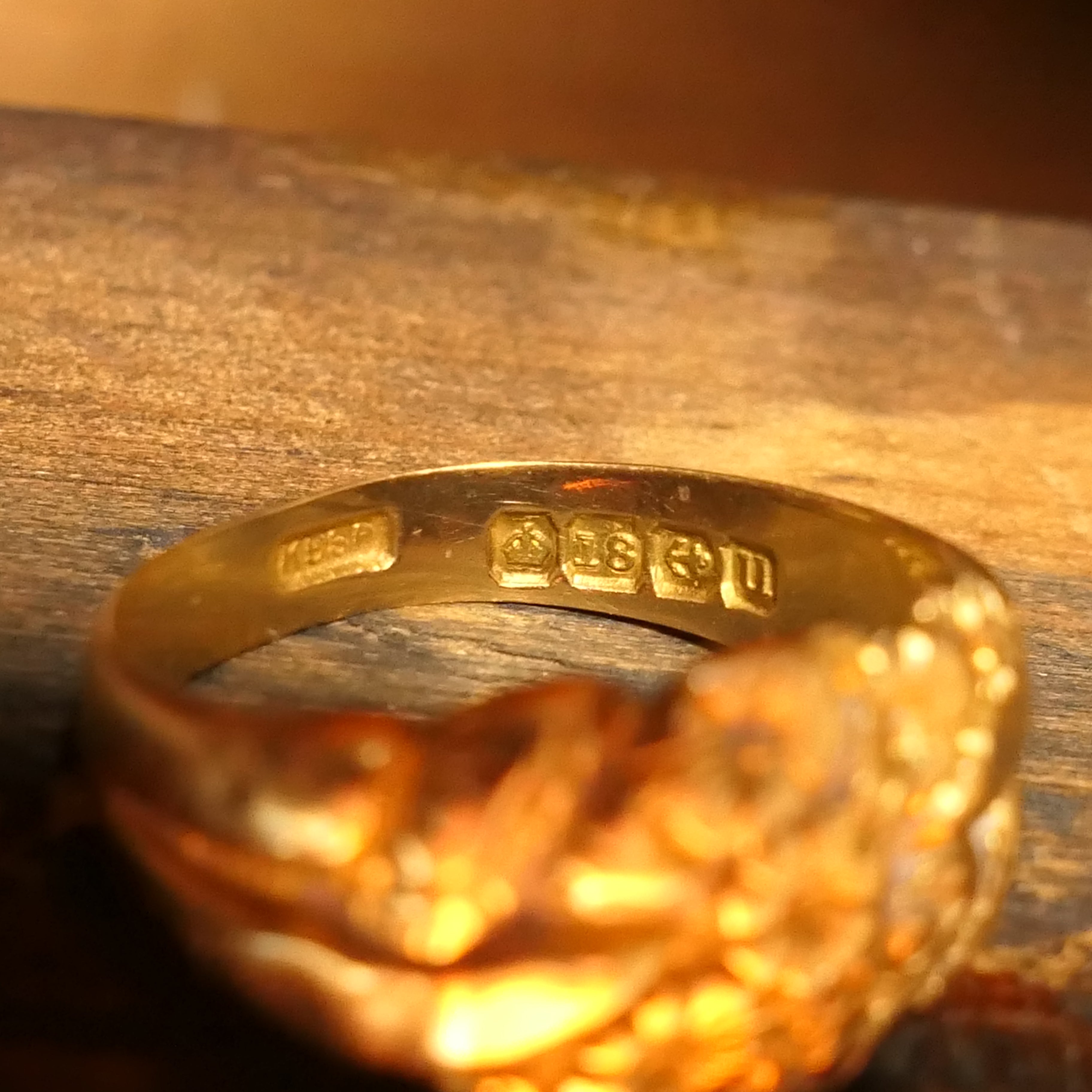 Antique, 18ct Gold, Forget me nots, Keeper Ring, Hallmarked in 1919