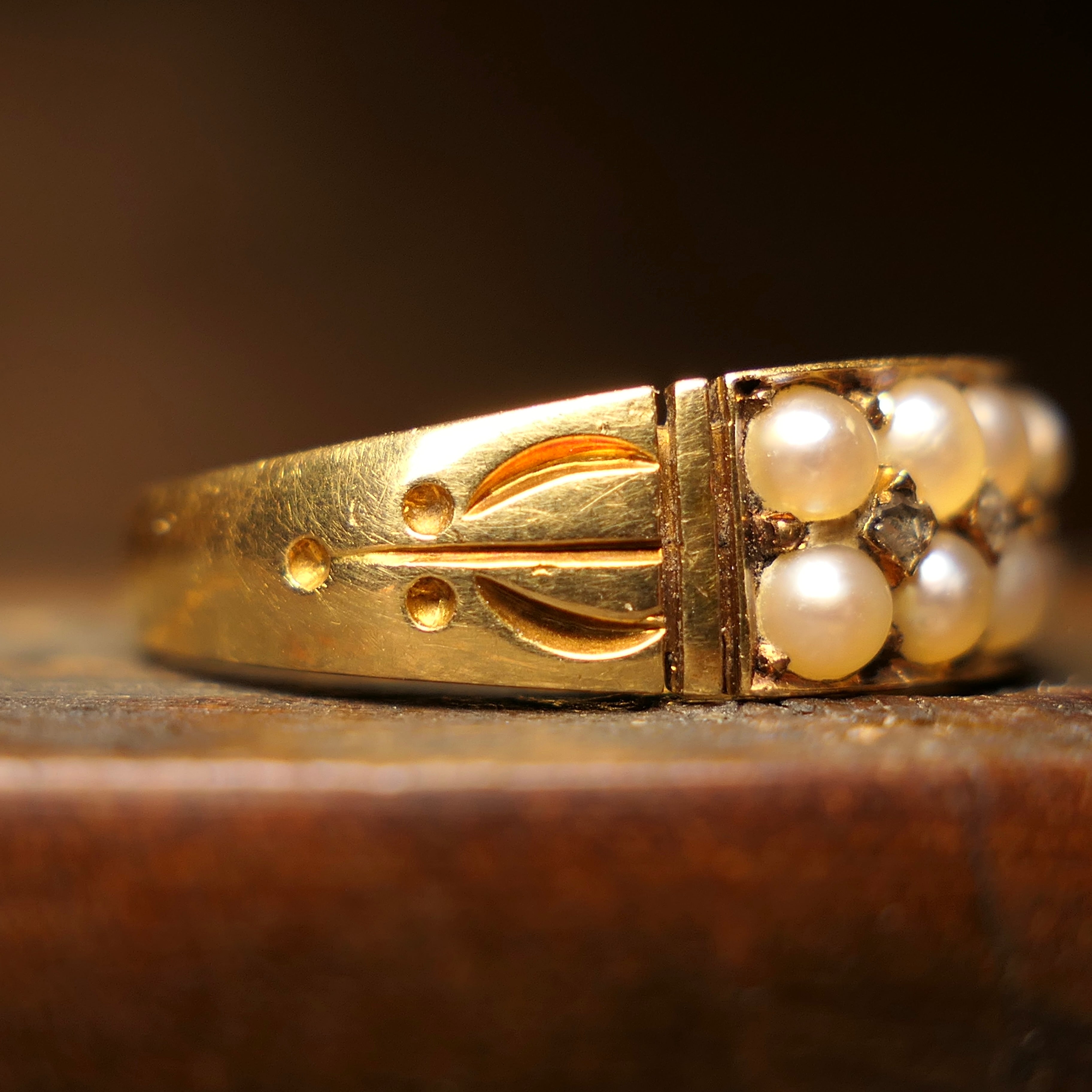 Victorian, 18ct Gold, Rose Cut Diamond & Split Pearl ring, Hallmarked In 1883