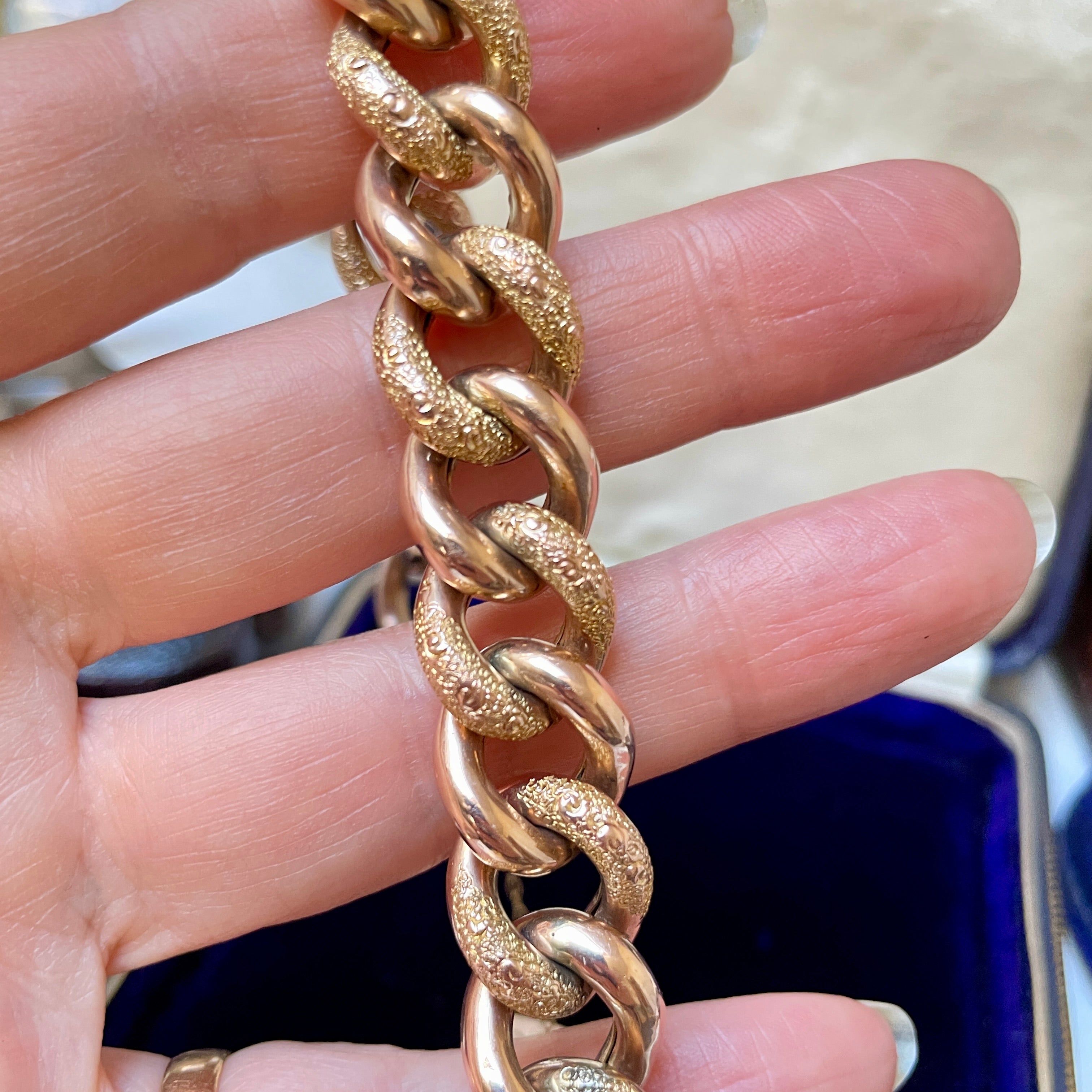 🧡 RESERVED Antique 9ct Gold Chunky Curb Link, Night & Day Bracelet, With Heart Padlock Clasp, 28.3 Grams