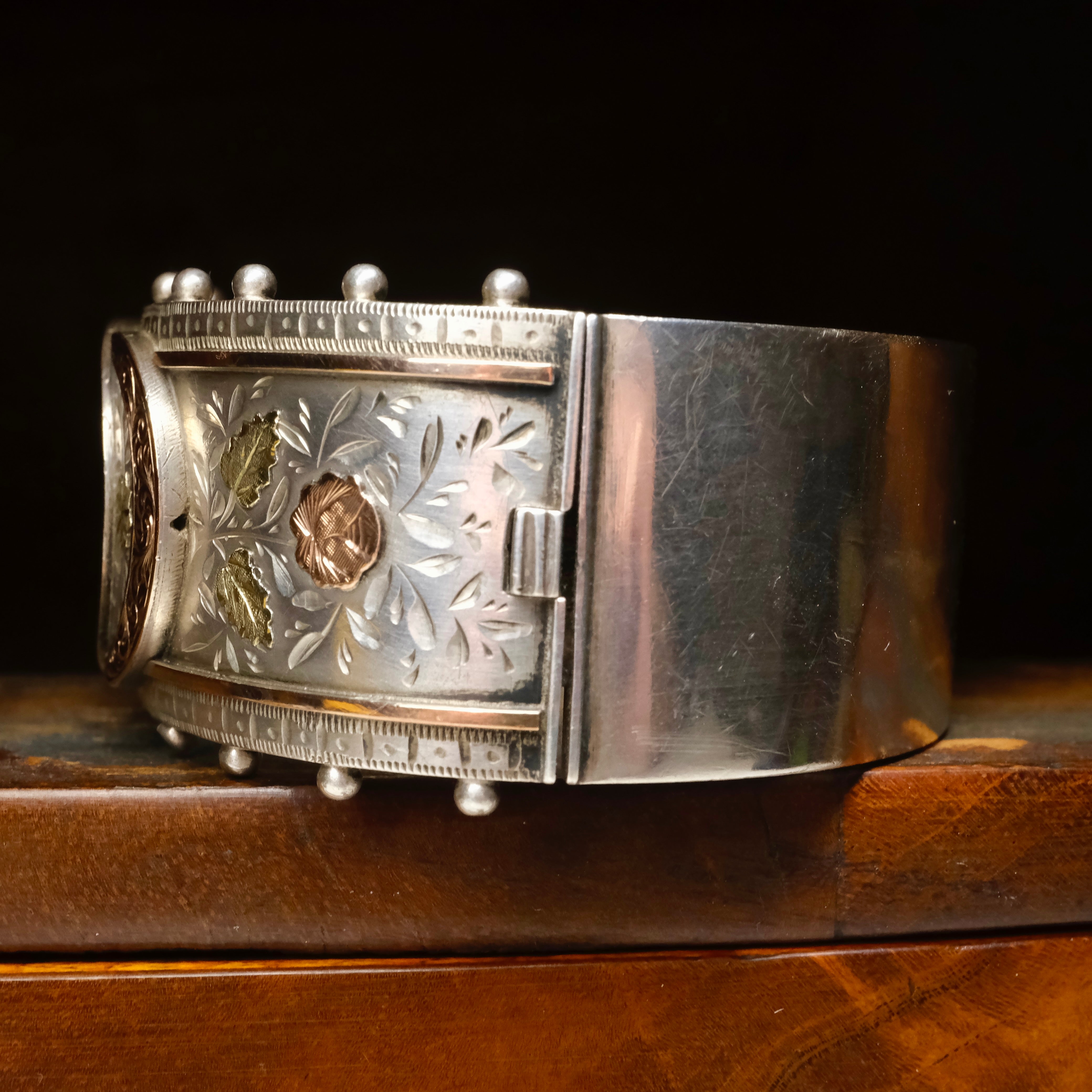 Victorian, Aesthetic Movement, Sterling Silver & Gold, hinged Bangle, Hallmarked in 1883