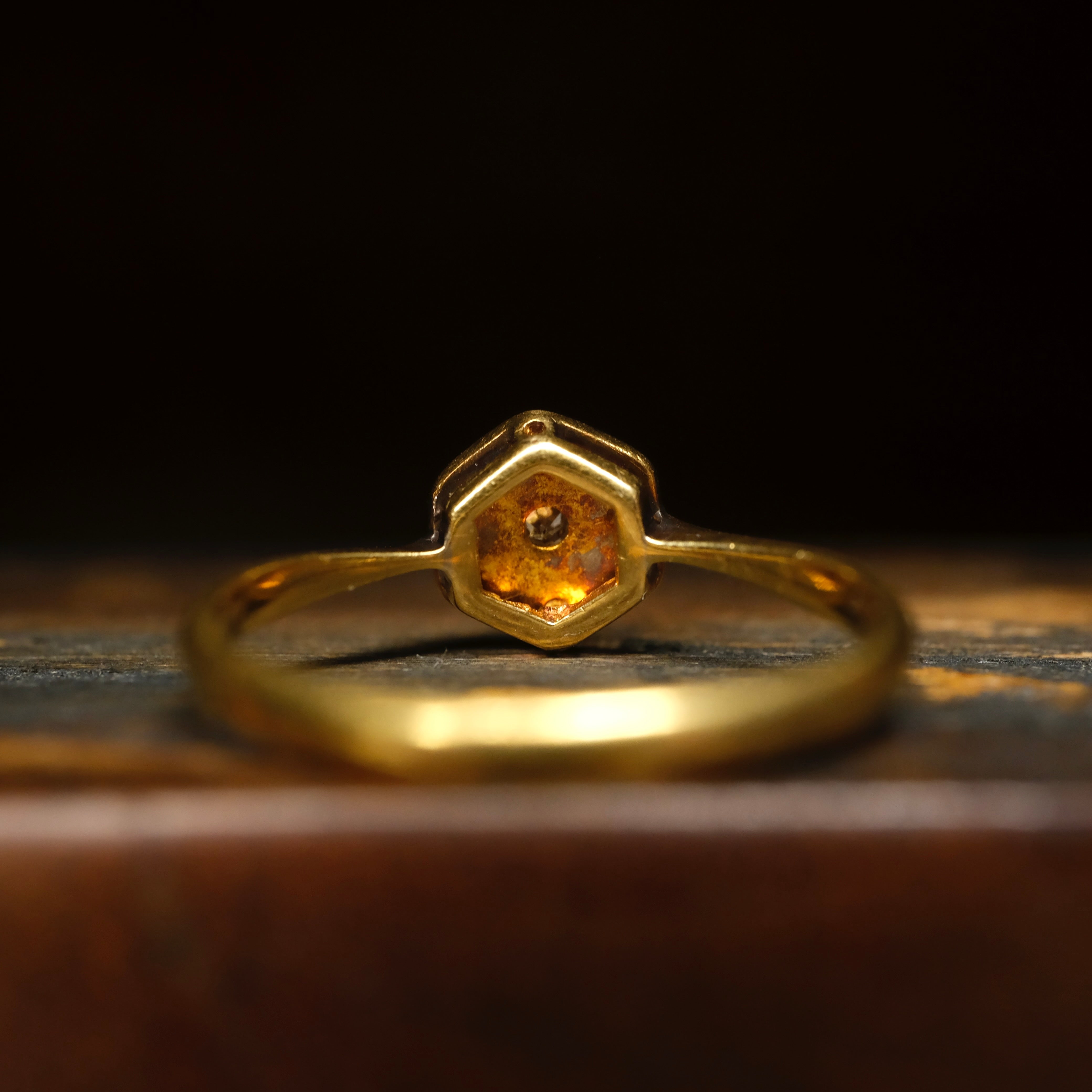 Vintage 18ct Gold & Platinum, Diamond Cluster Ring