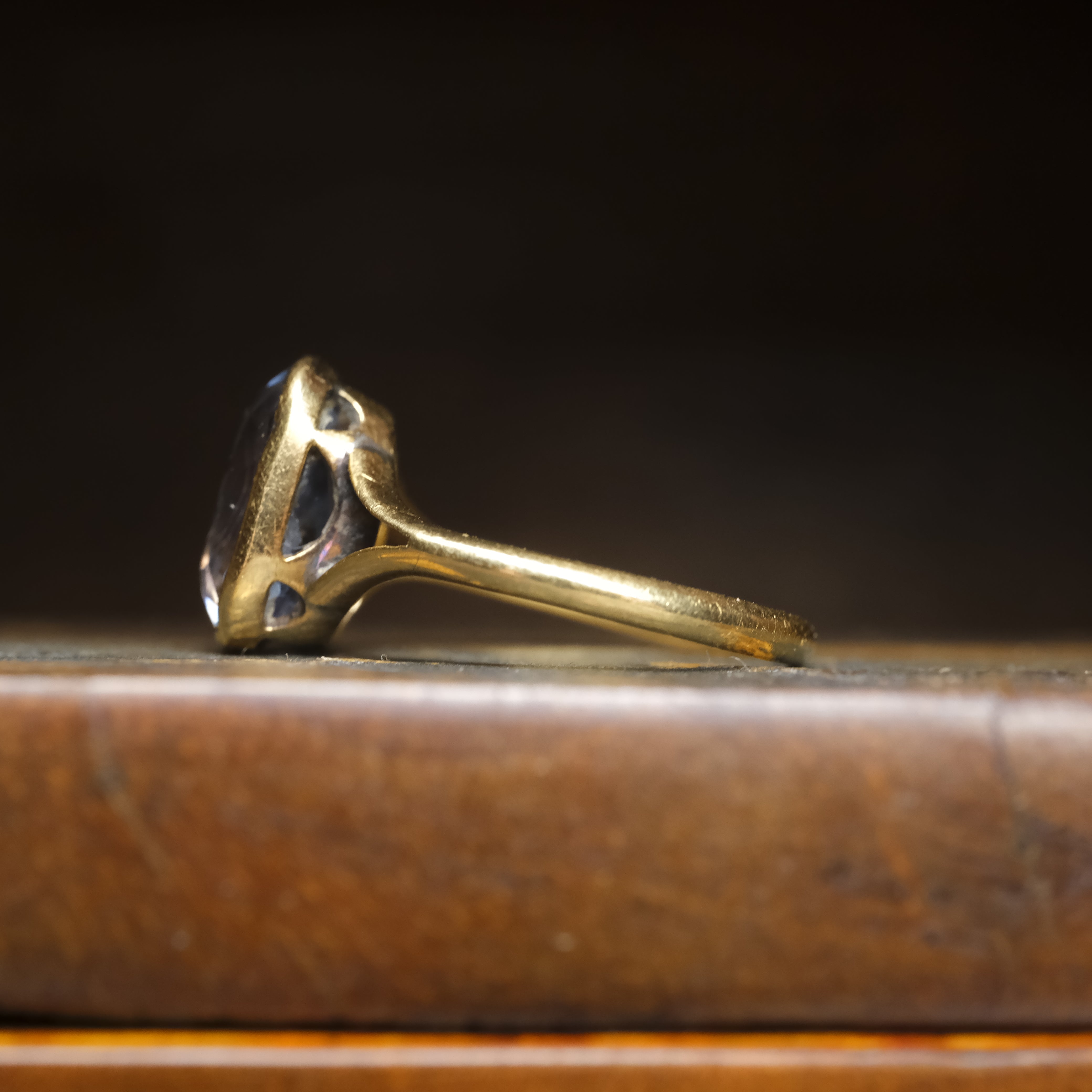 Art Deco, 18ct Gold, Bezel Set, Synthetic Blue Spinel Ring