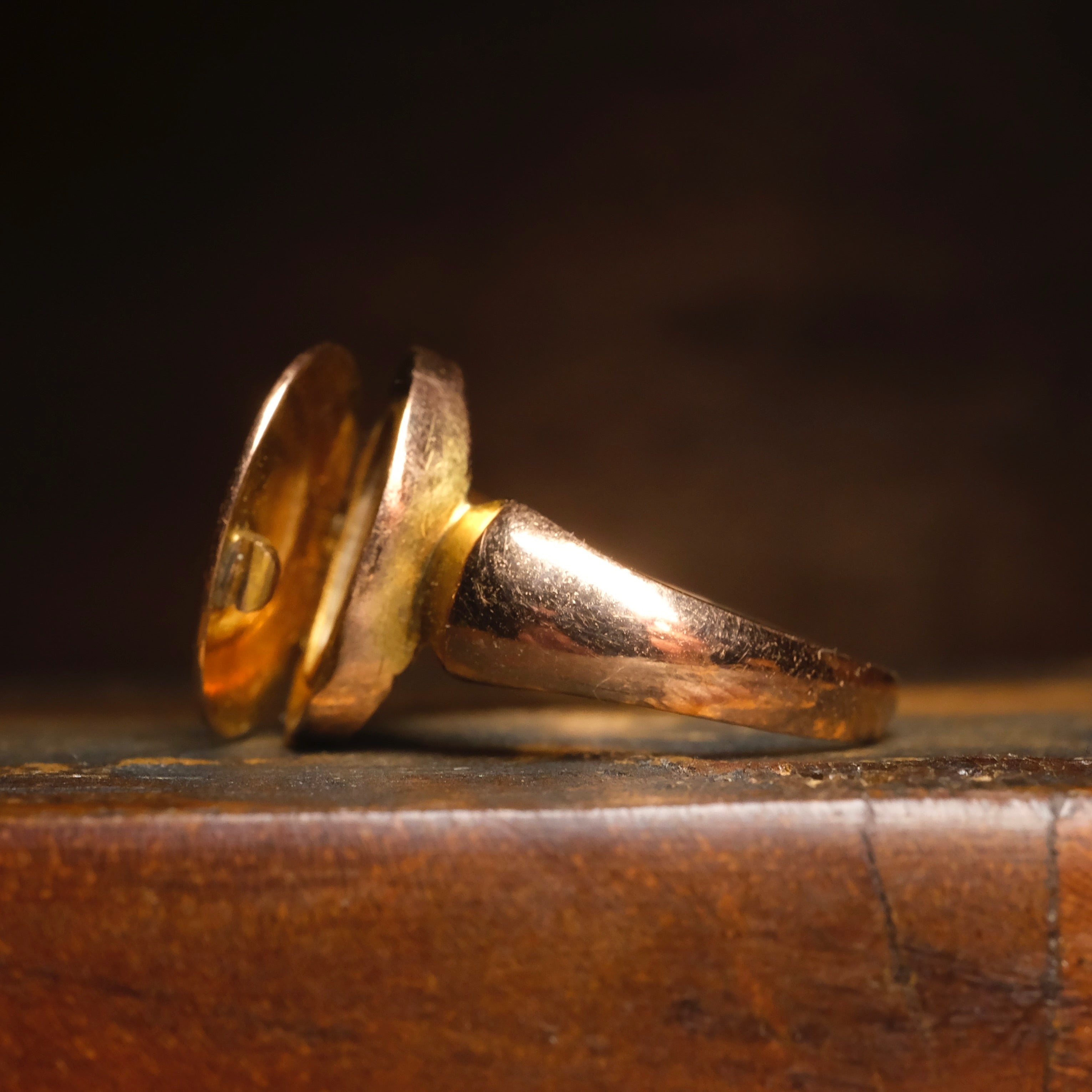 Antique 9ct Rose Gold Locket ring, c1915