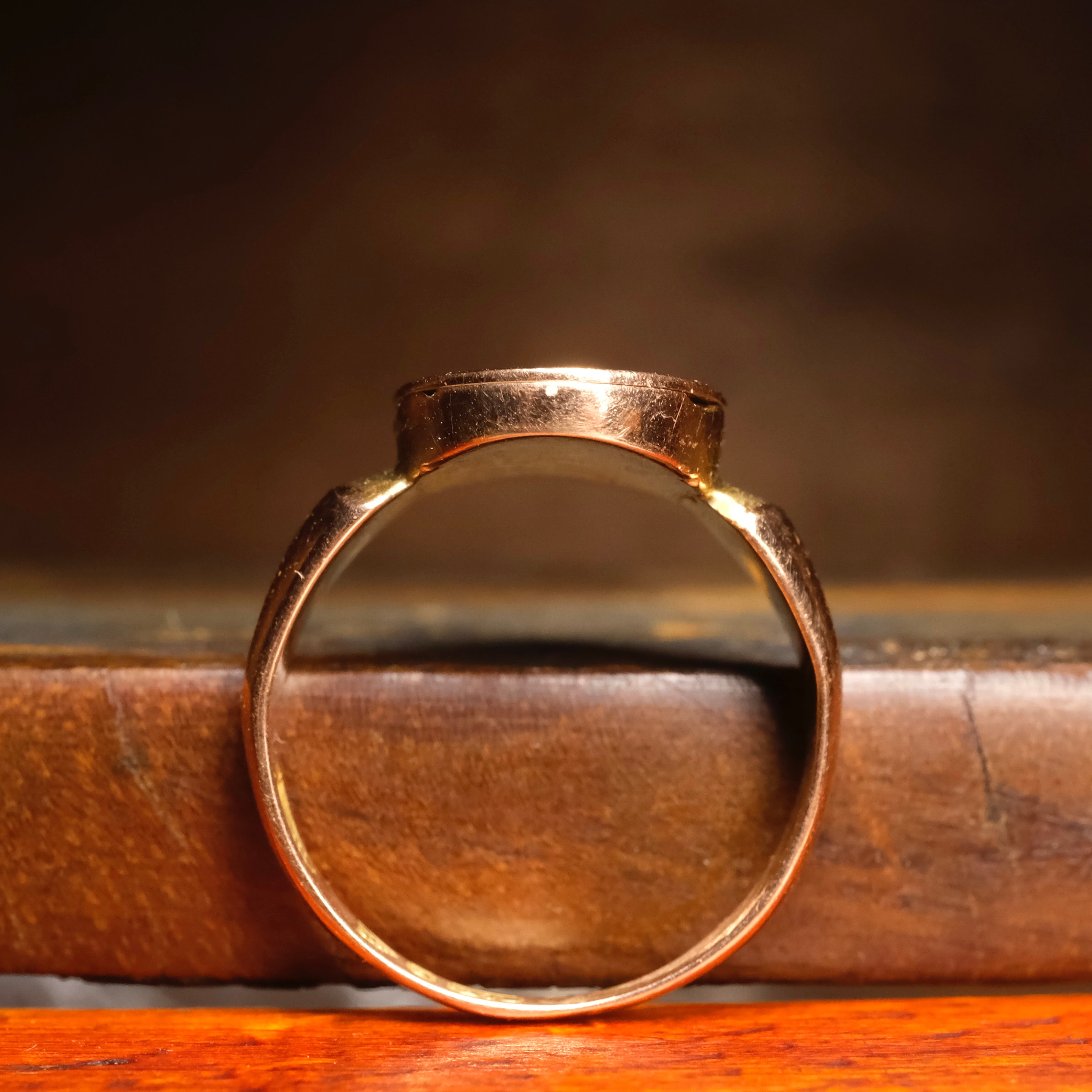 Antique 9ct Rose Gold Locket ring, c1915