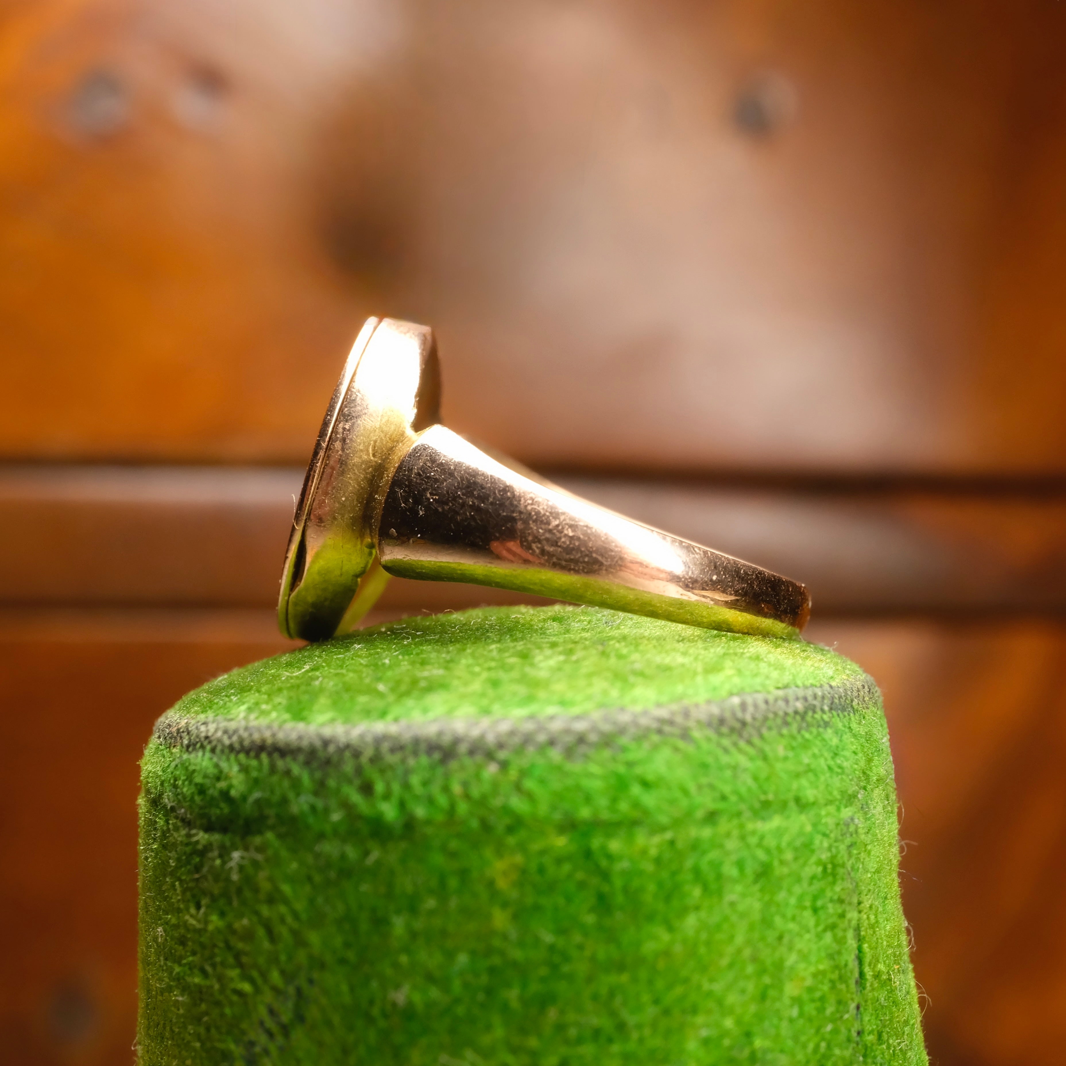 Antique 9ct Rose Gold Locket ring, c1915