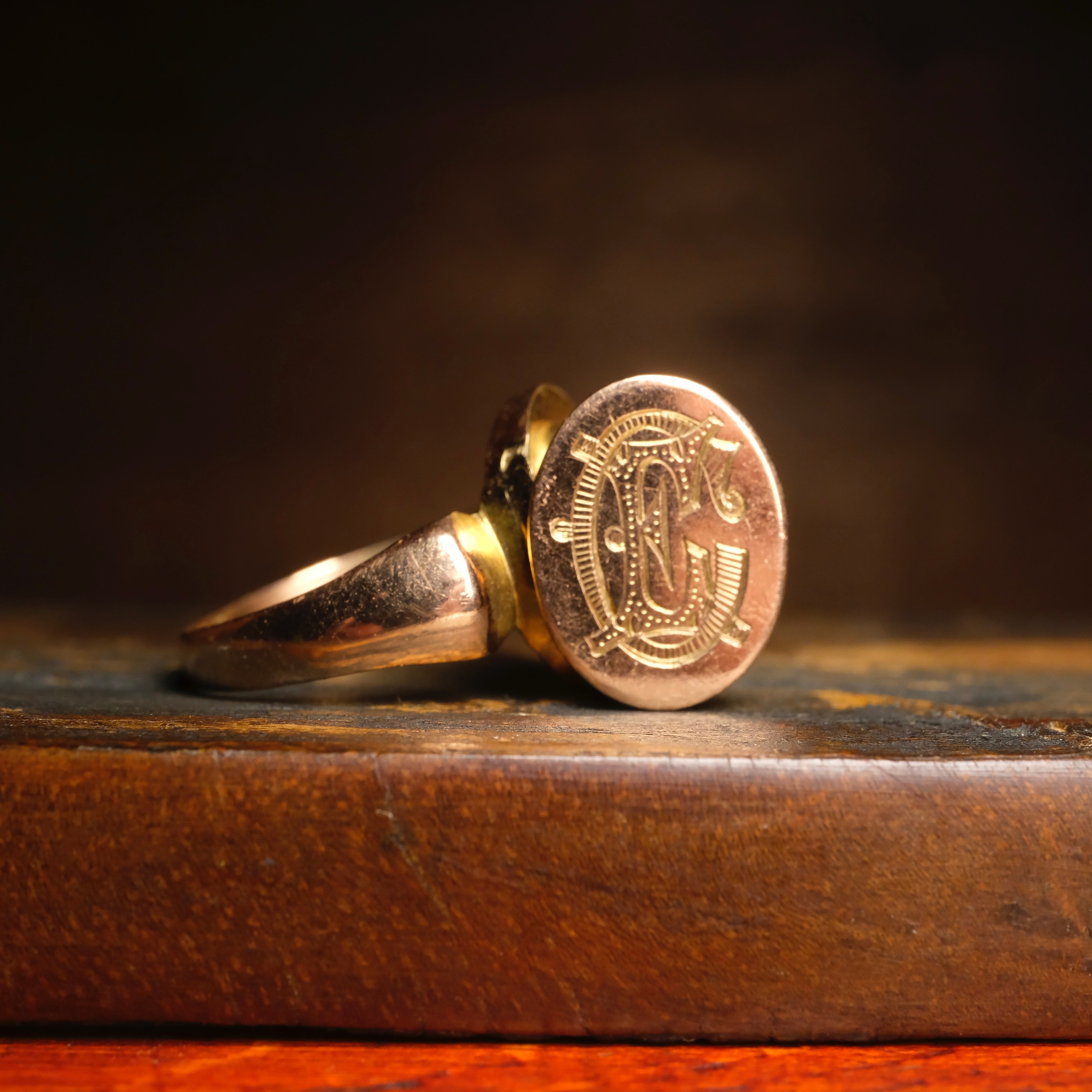 Antique 9ct Rose Gold Locket ring, c1915