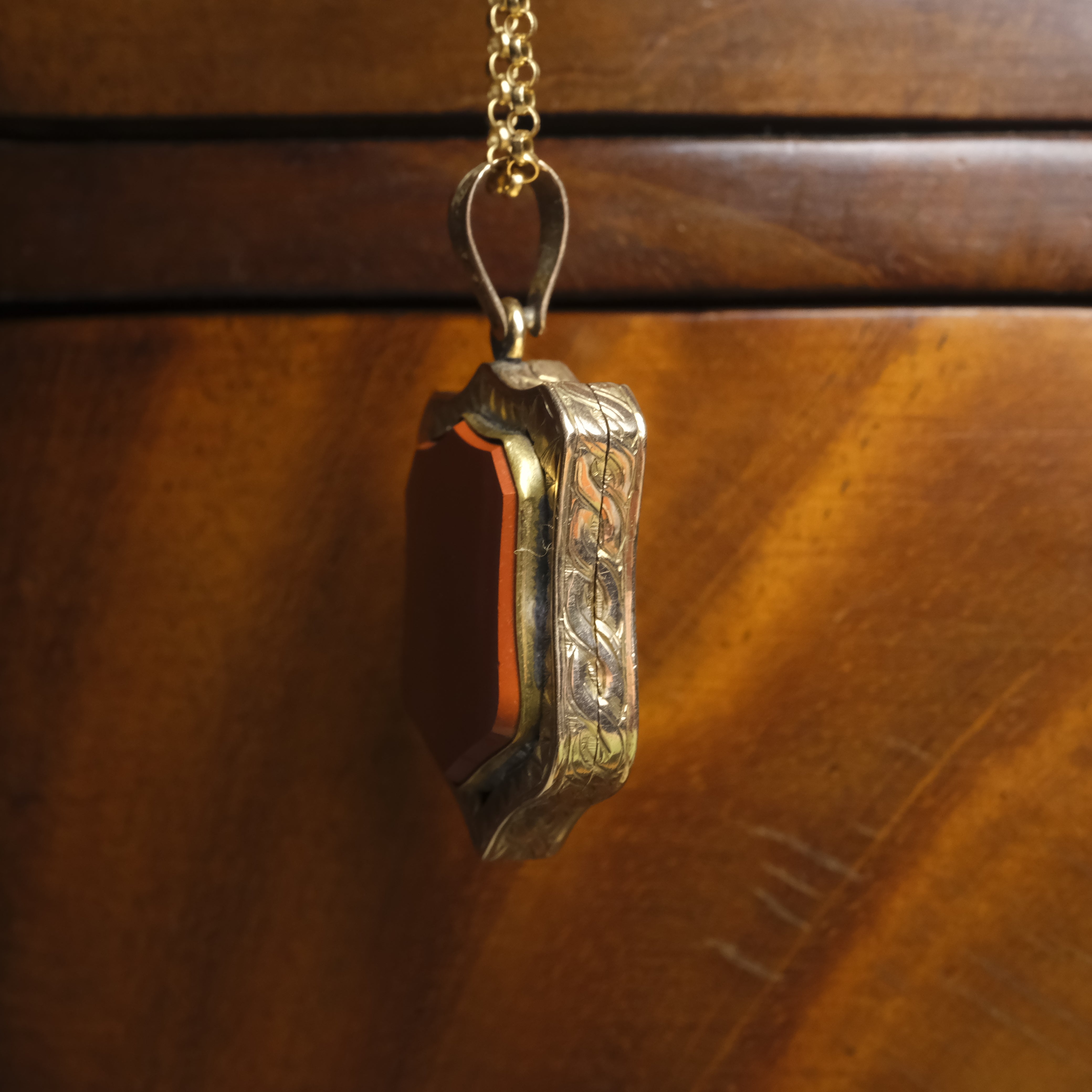 Antique 9ct Gold, Hand Engraved, Jasper Shield Locket, Pendant