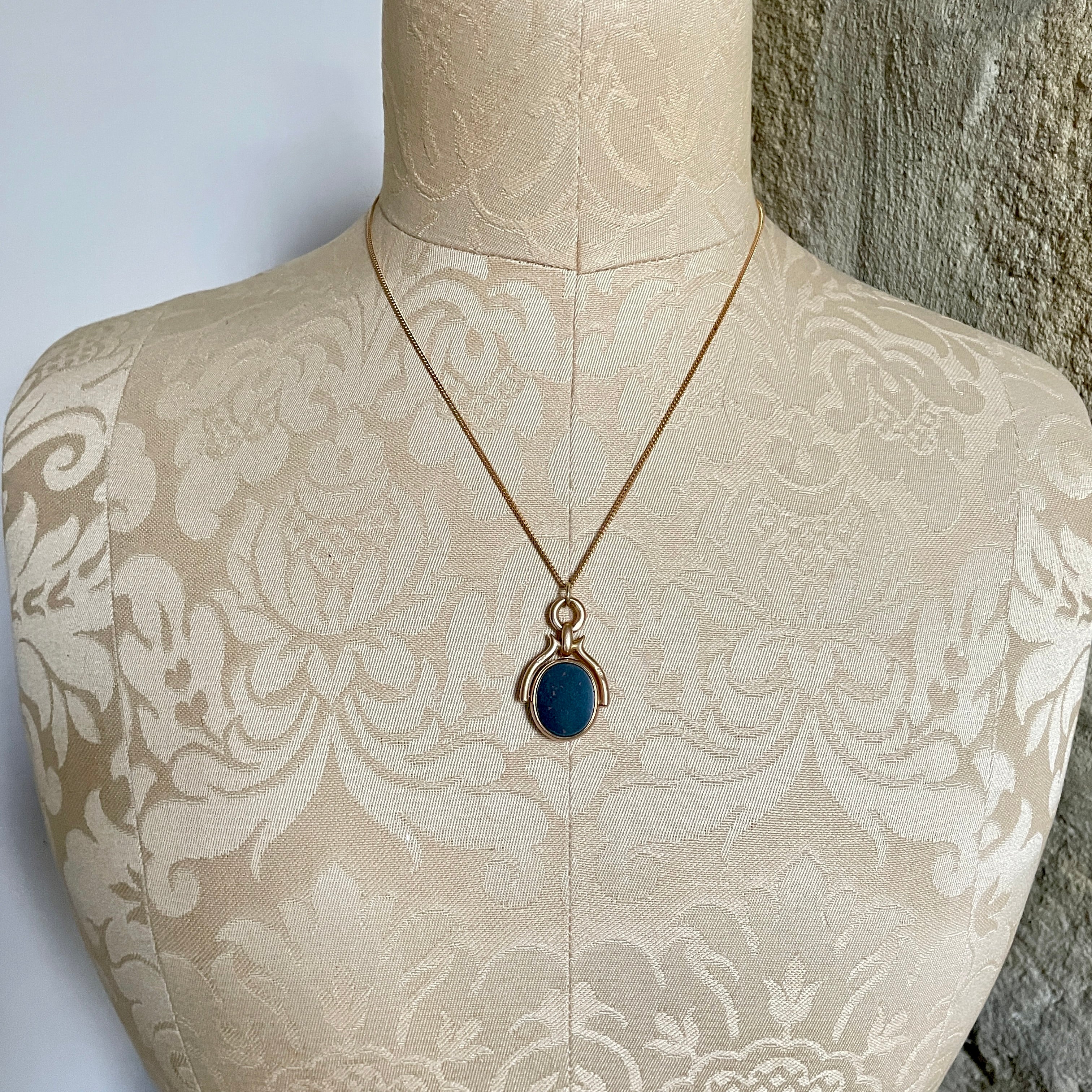 Victorian Heavy 18ct Gold, Bloodstone & Carnelian, Swivel Fob, Pendant