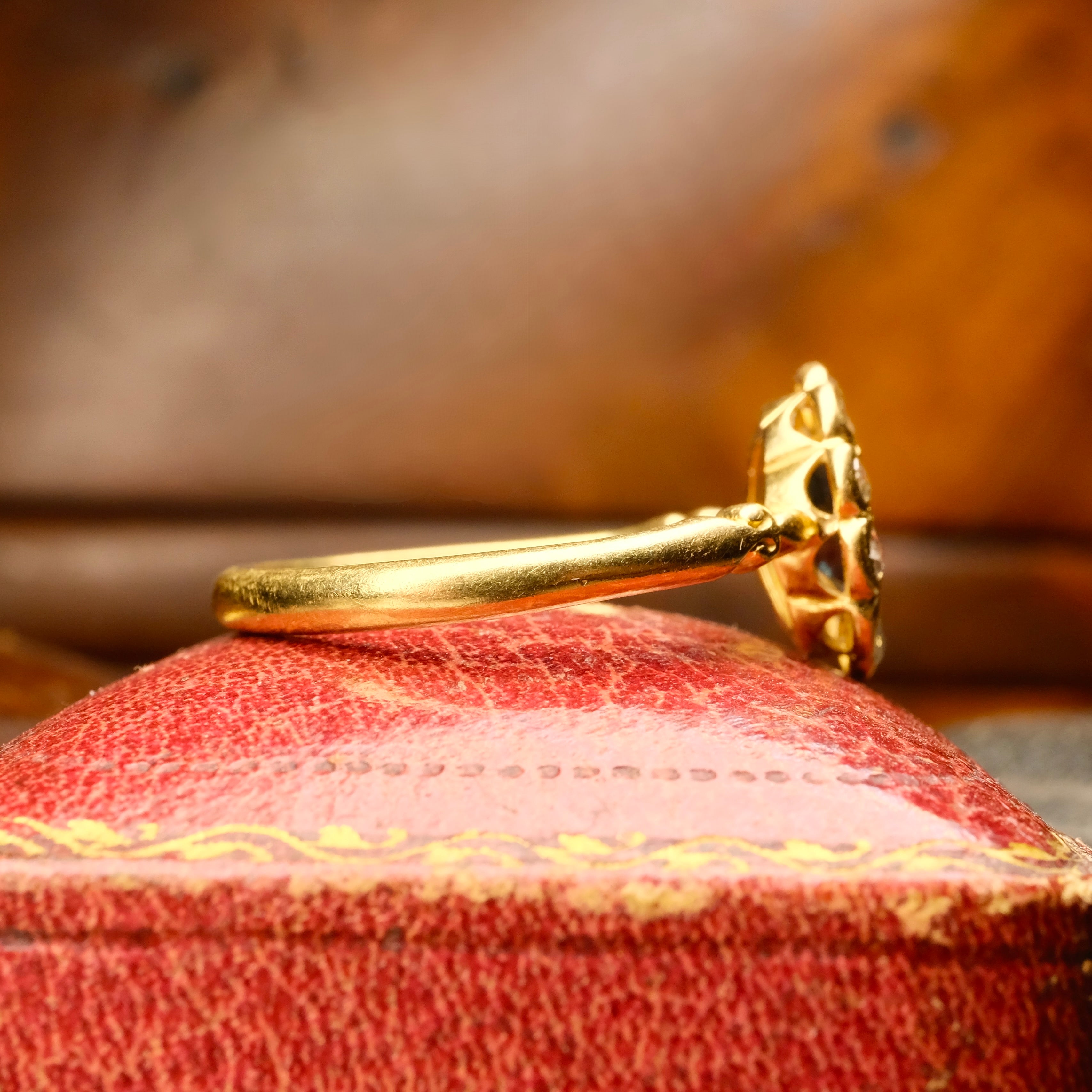 Antique 18ct Gold, Old Cut Diamond & Sapphire Cluster Ring