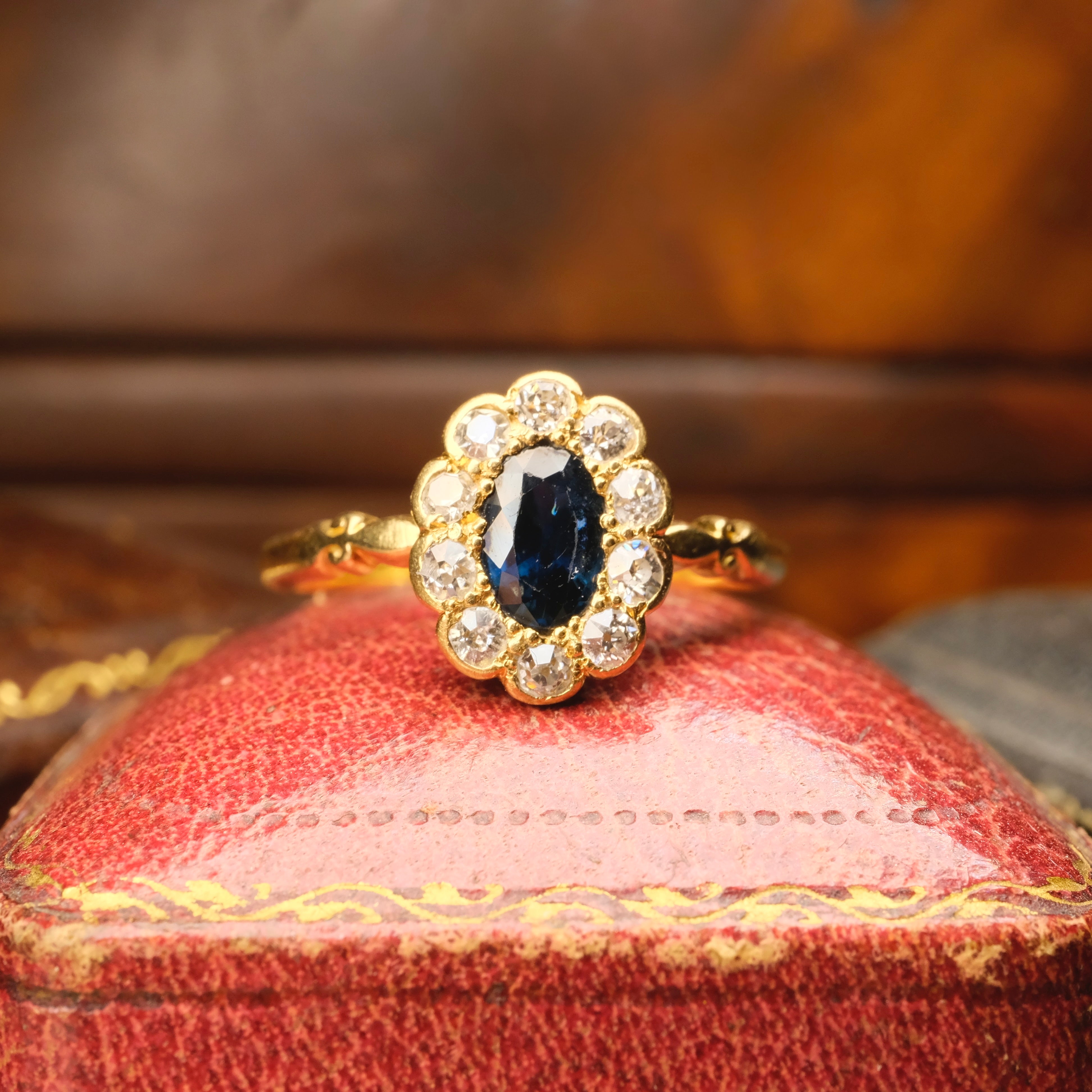 Antique 18ct Gold, Old Cut Diamond & Sapphire Cluster Ring
