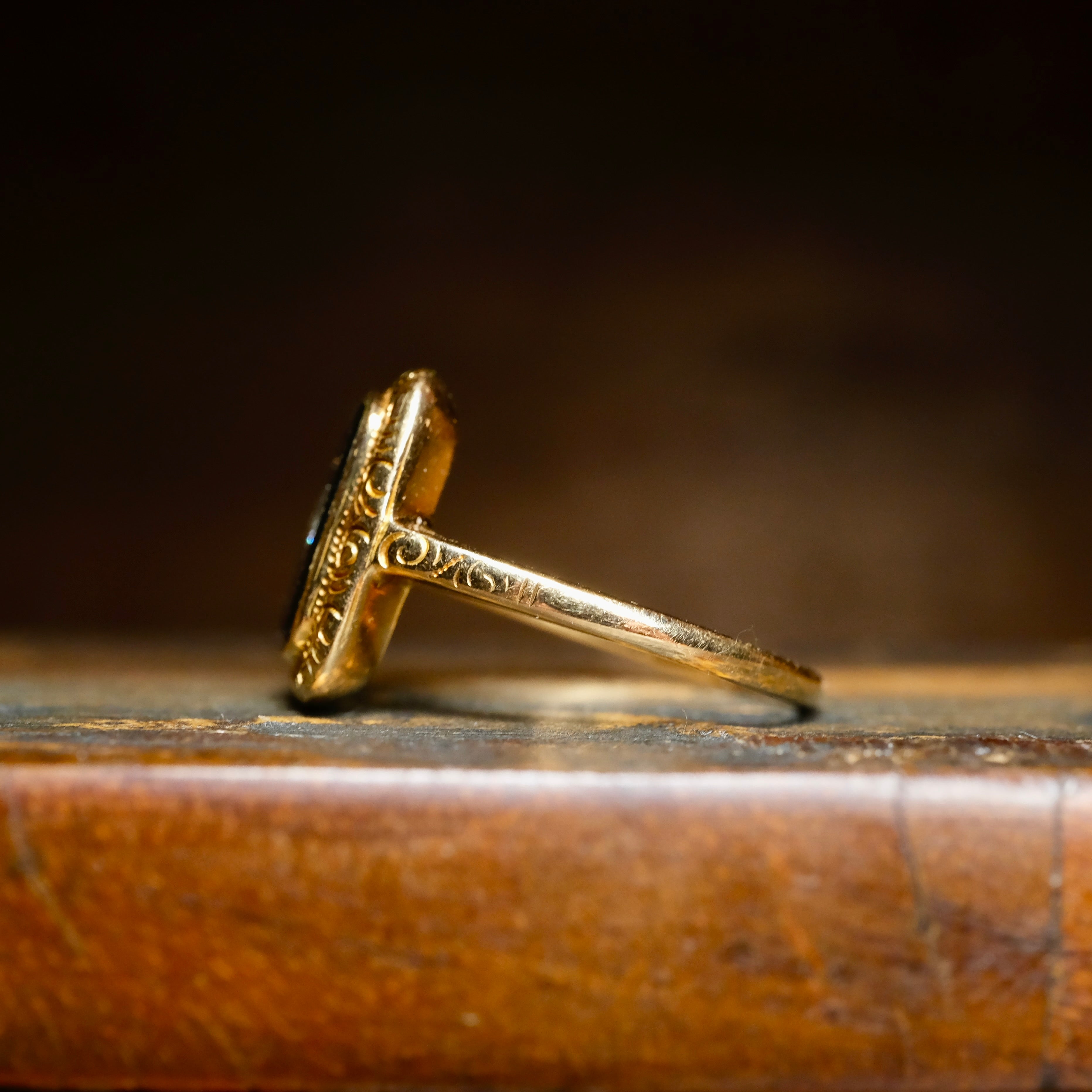 1920s Hugo Grun, Art Deco, 14ct Gold, Onyx & Diamond Plaque Ring