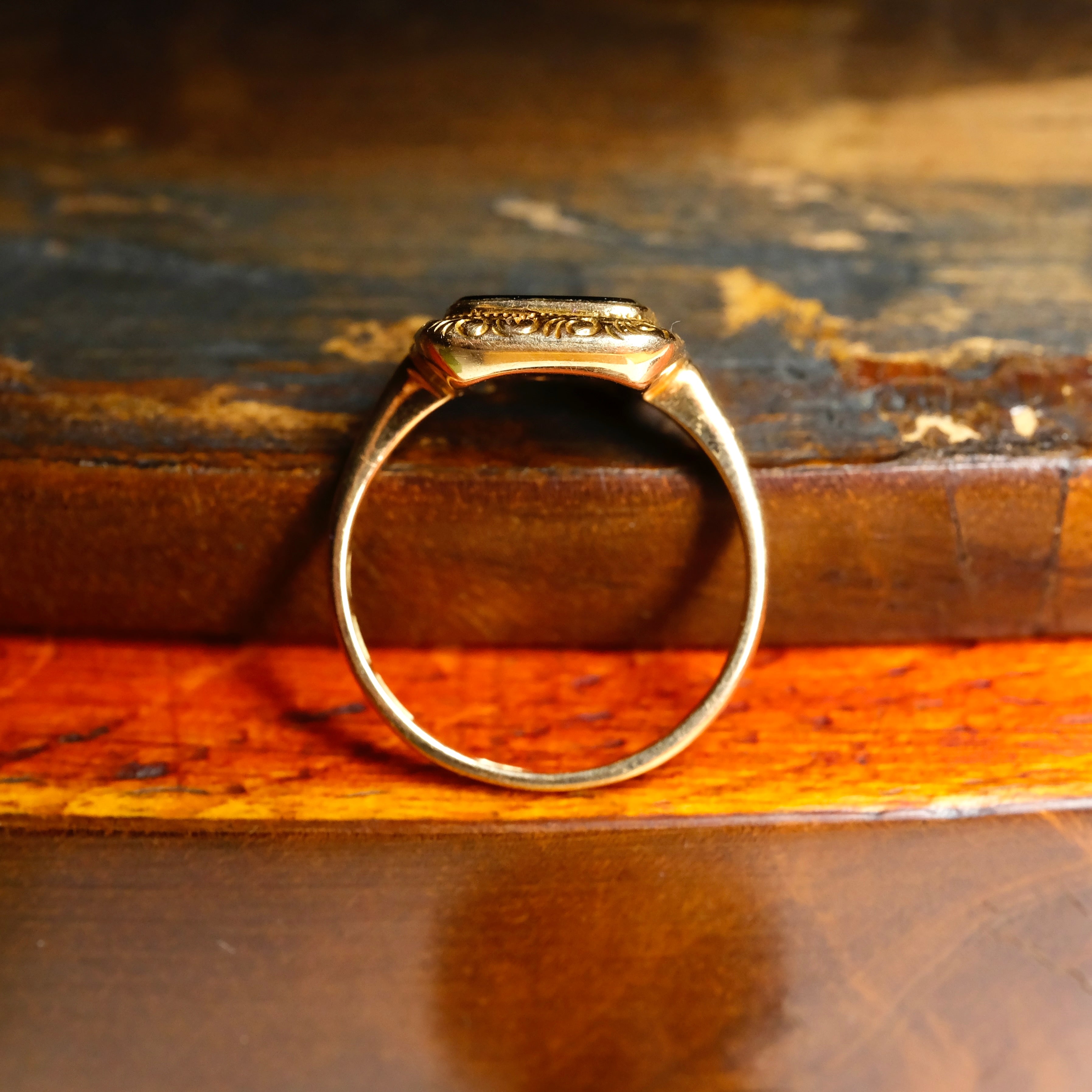 1920s Hugo Grun, Art Deco, 14ct Gold, Onyx & Diamond Plaque Ring