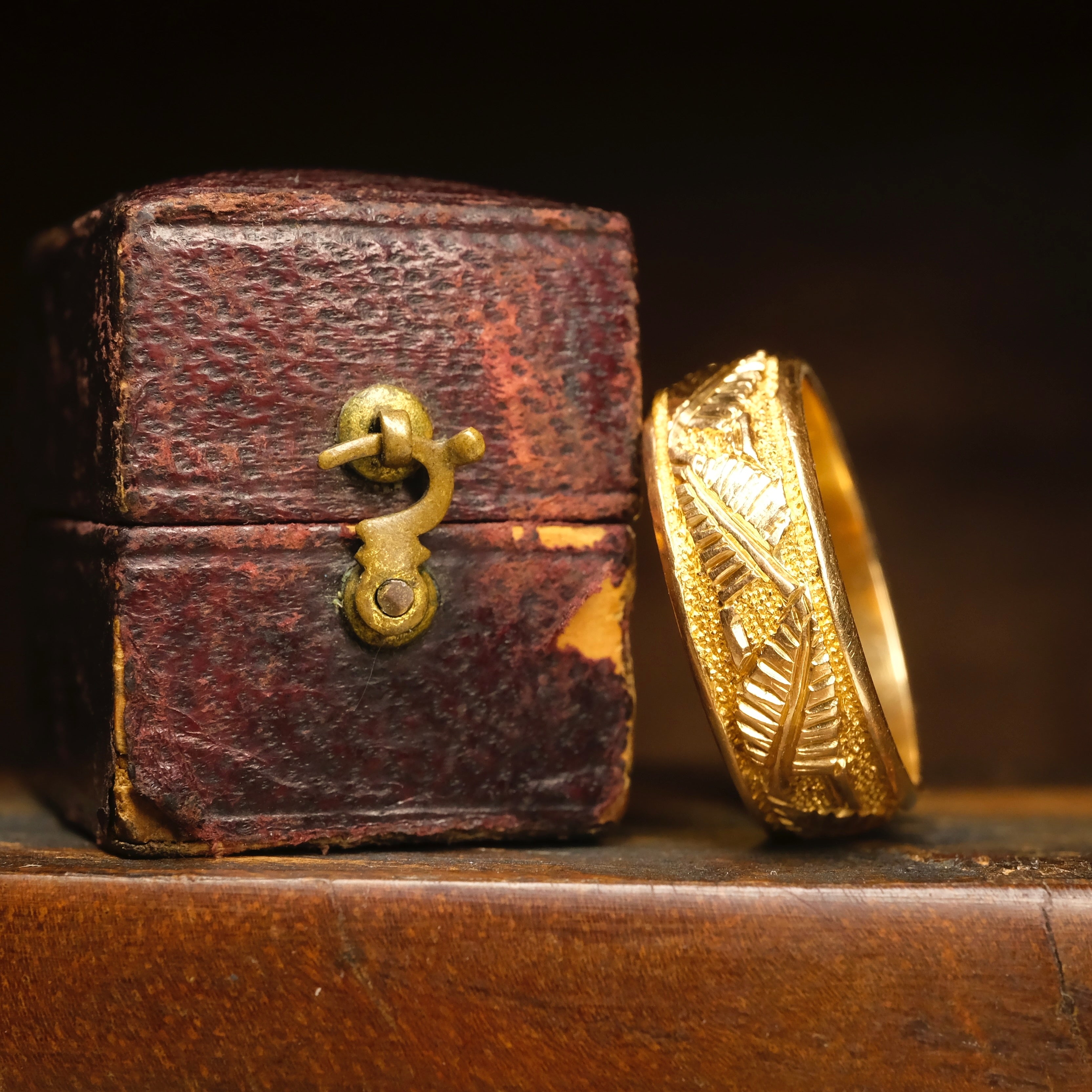 Victorian, 18ct Rose Gold, Fern Leaf, Embossed, Wide Band Ring, Hallmarked 1883