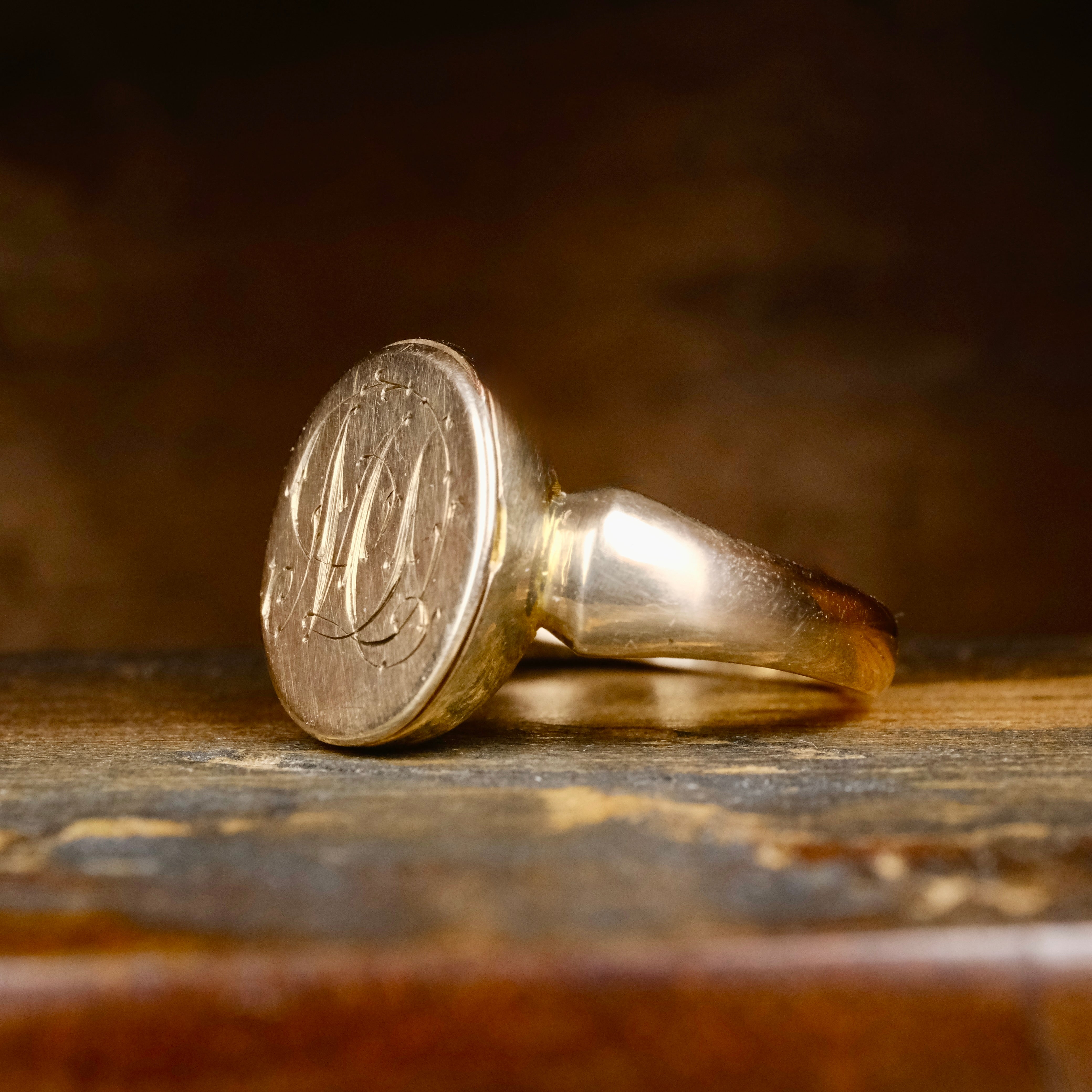 Antique 9ct Rose Gold Locket ring, Chester Hallmark dated 1917