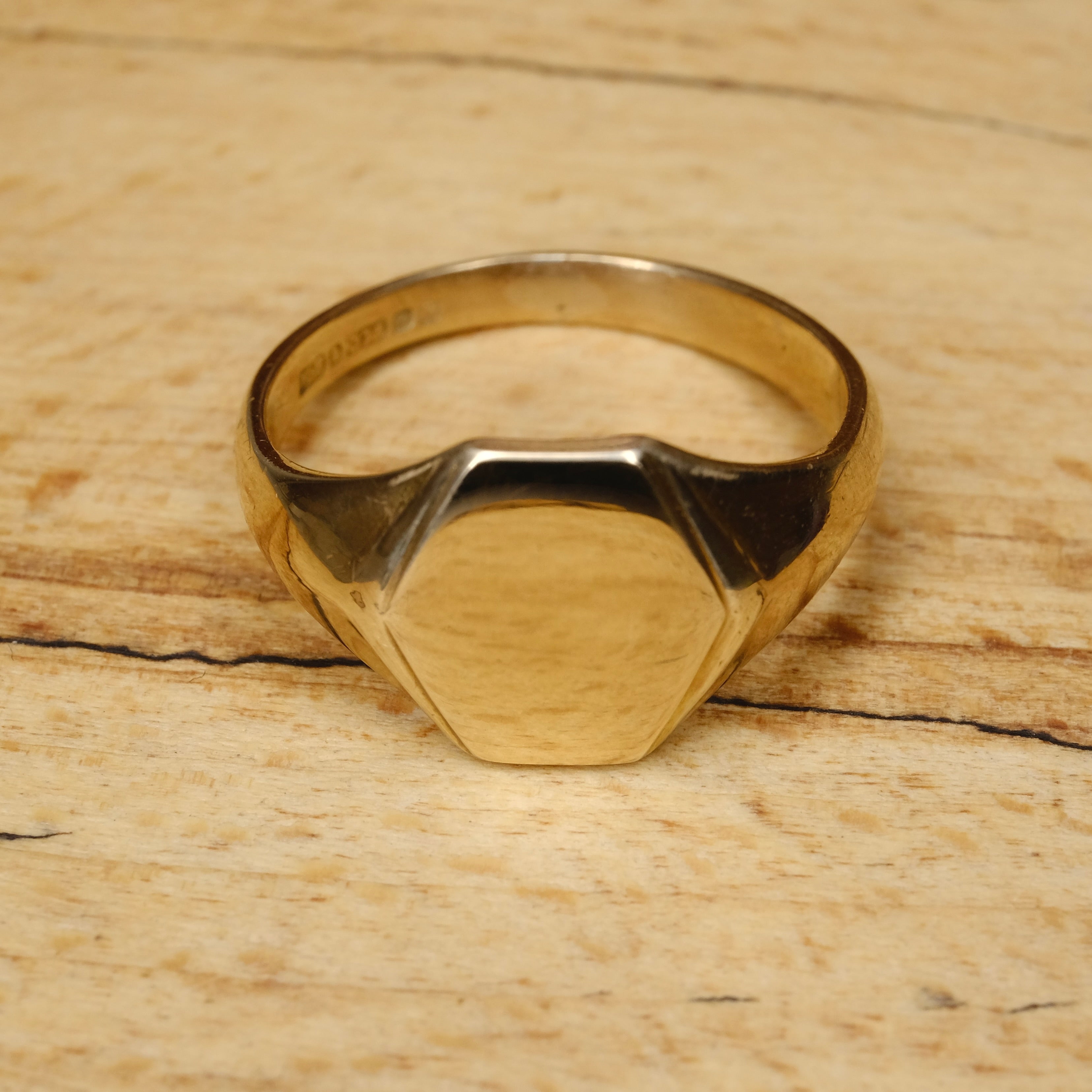 1950s, Gents, 9ct Gold, Hexagonal Signet Ring