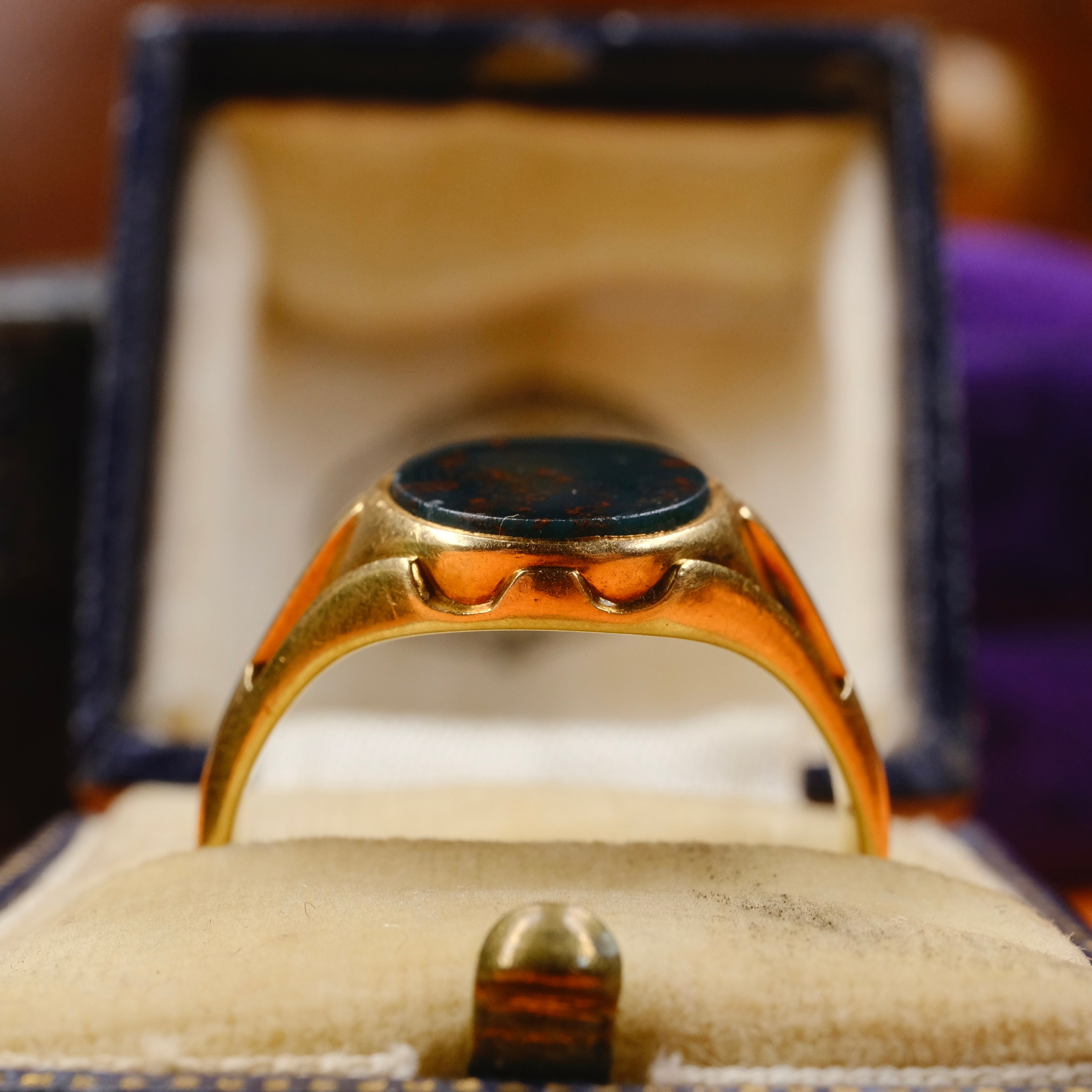 Antique, Gents, Victorian 18ct Gold, Bloodstone Signet Ring, Hallmarked in 1893