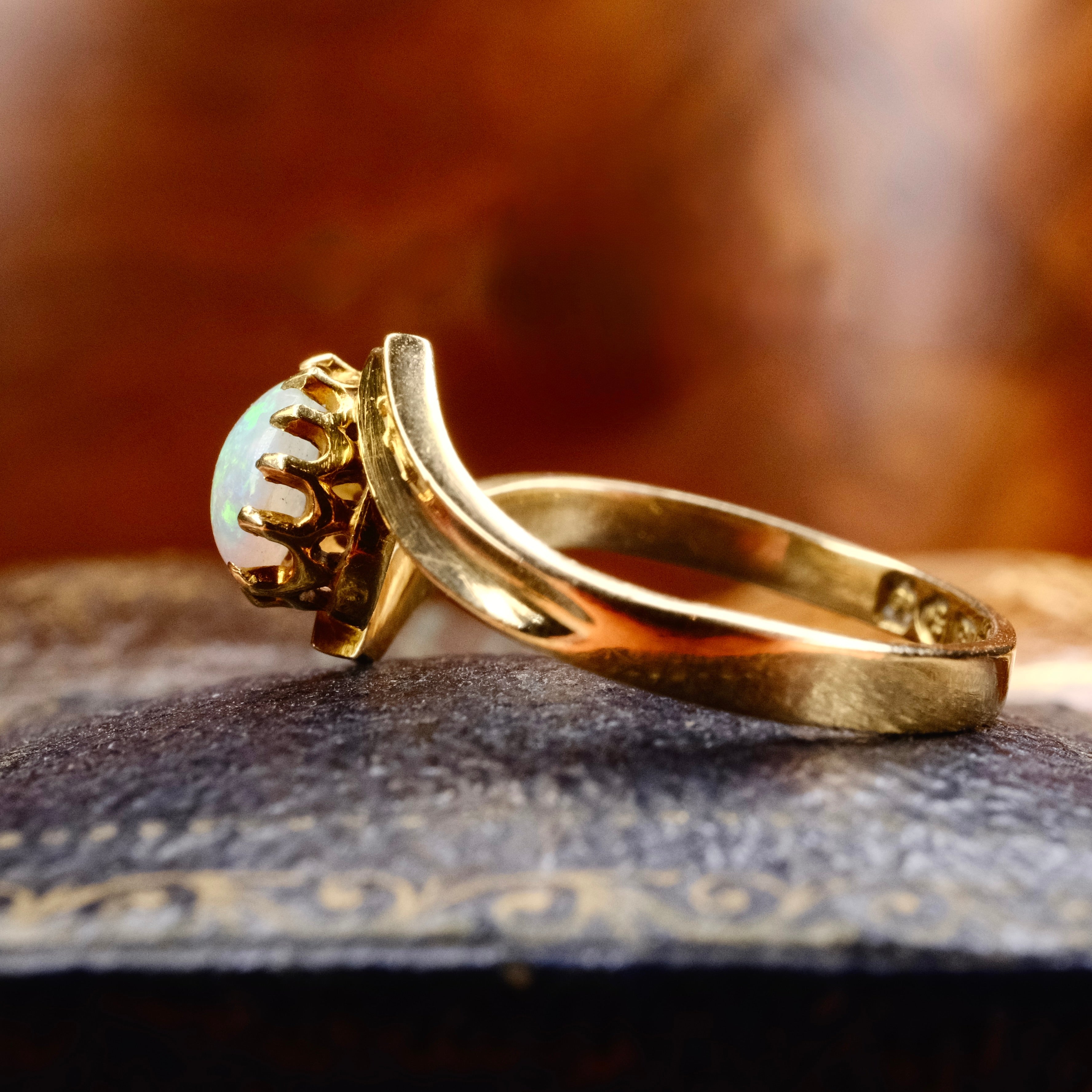 Antique Edwardian 18ct Gold, Opal Solitaire Ring, Chester Hallmark 1905