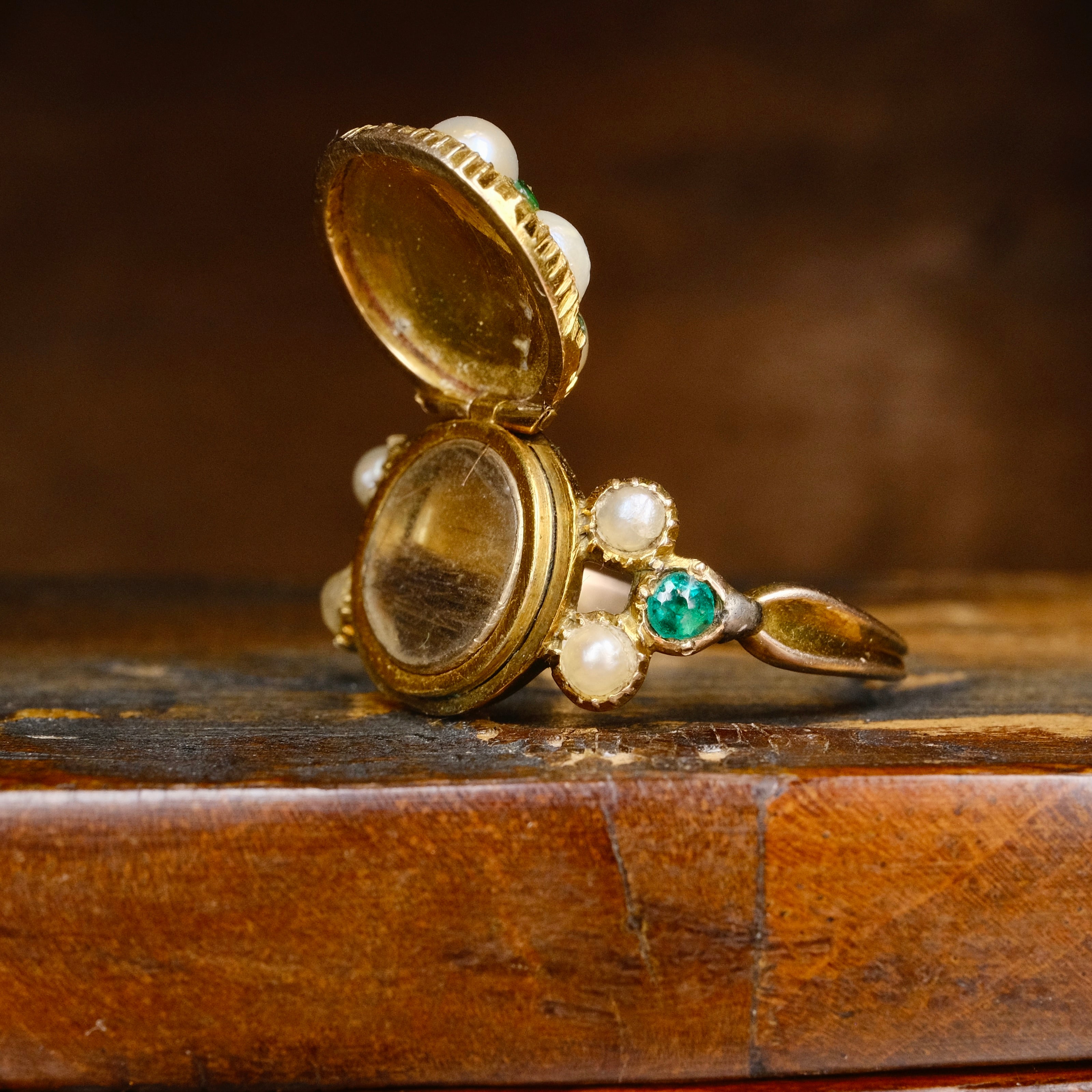 Antique, Georgian Gold Locket Ring With Emeralds & Pearls