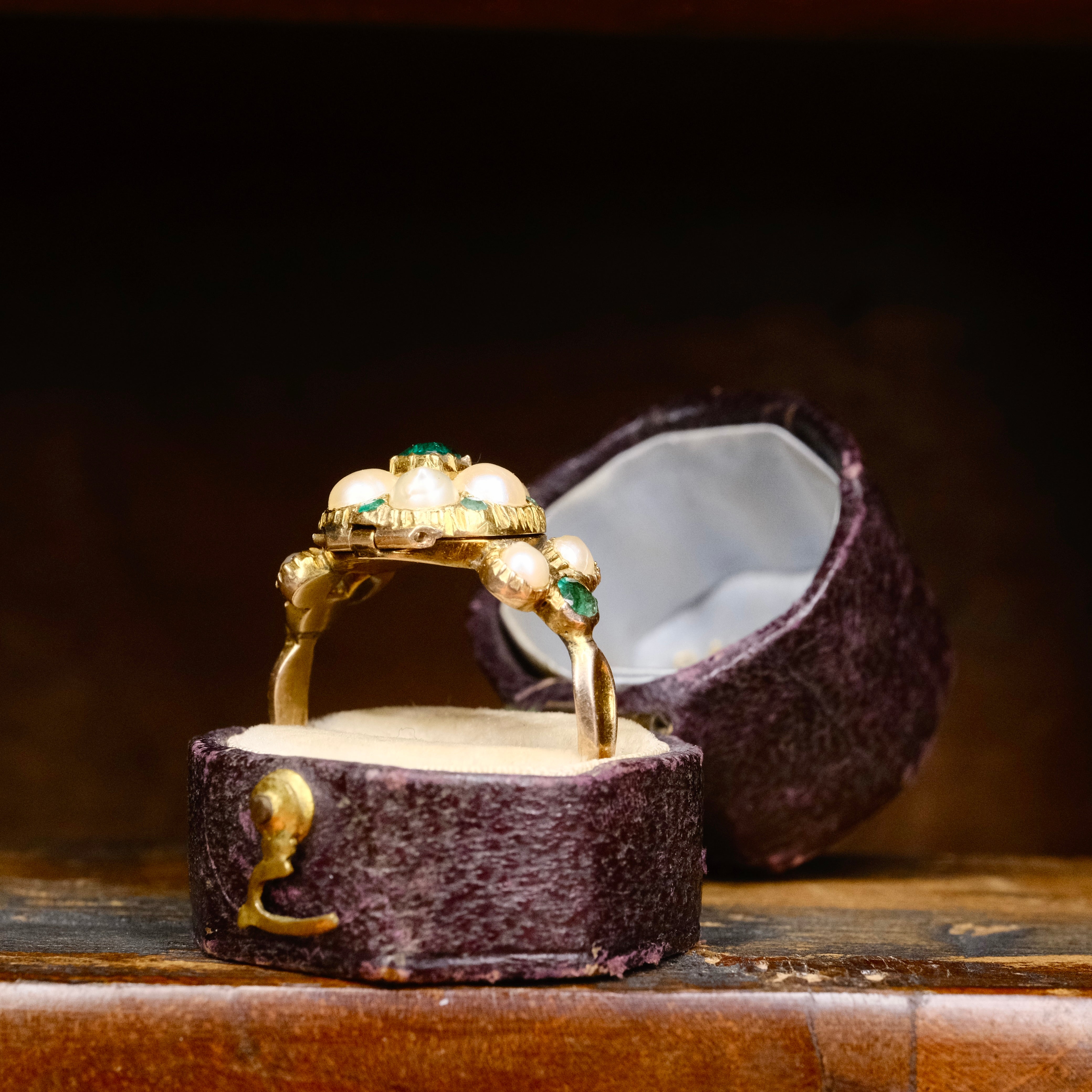 Antique, Georgian Gold Locket Ring With Emeralds & Pearls