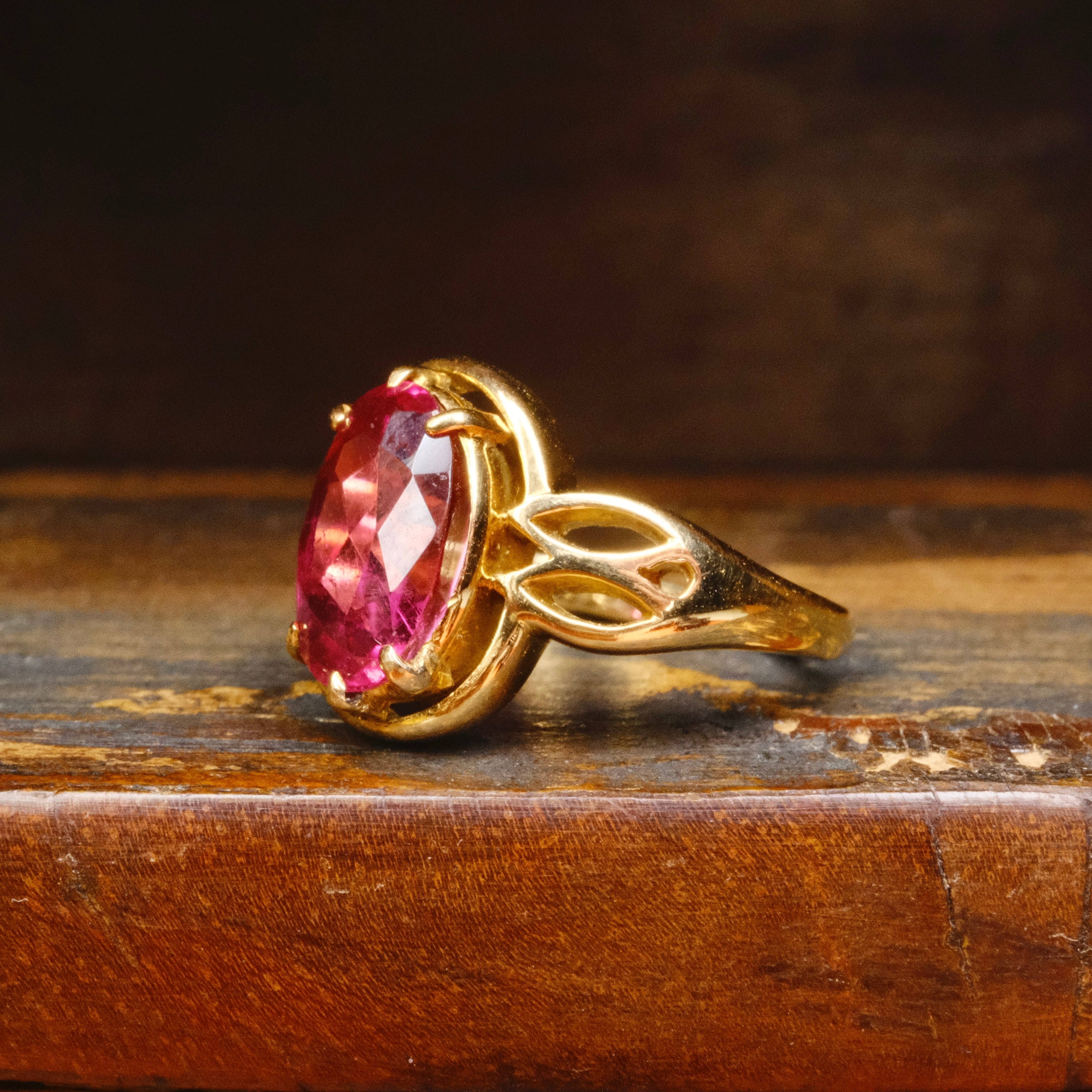 Vintage Pink Tourmaline 18ct Gold Ring