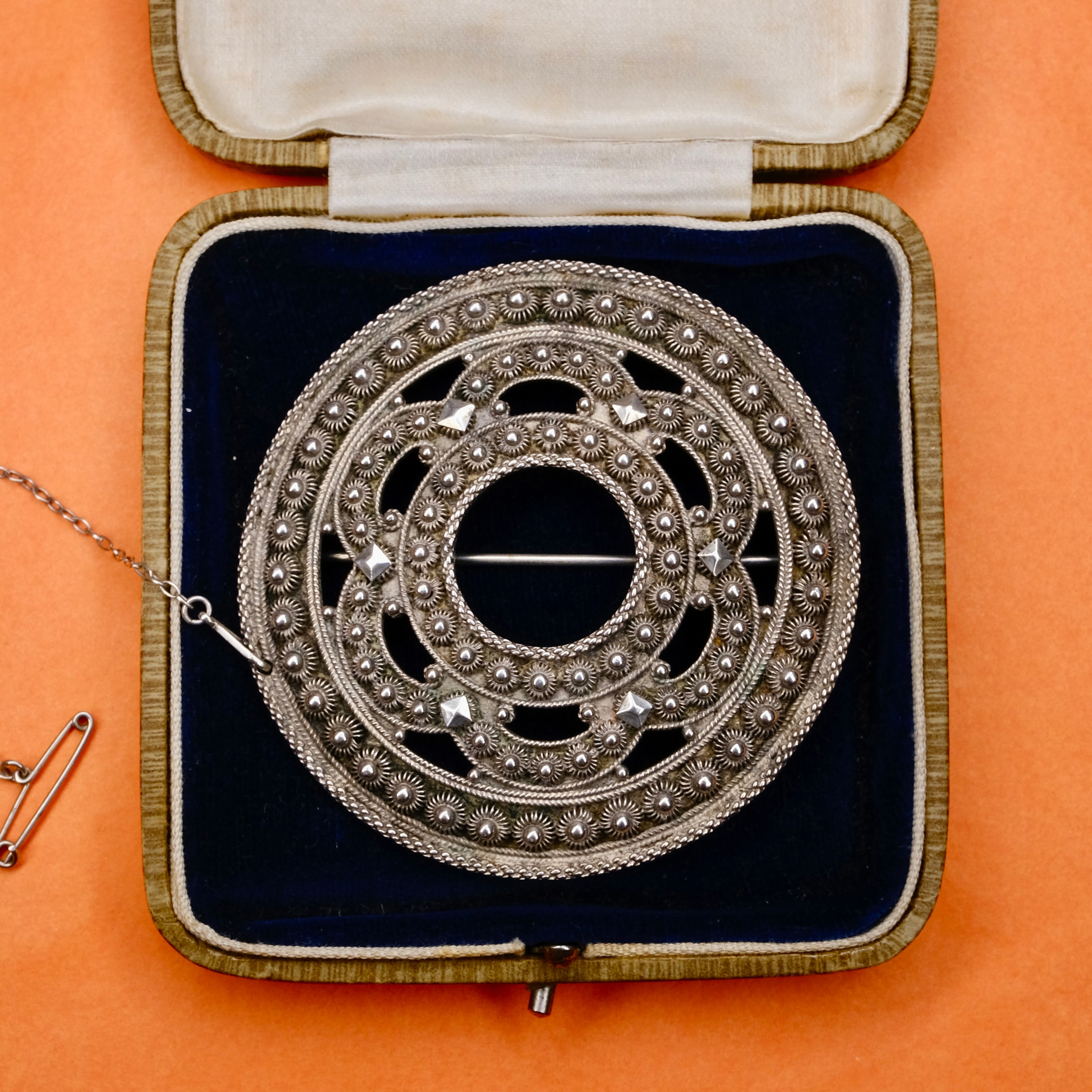 Vintage Large Norwegian Filigree 830s Silver Brooch In Case