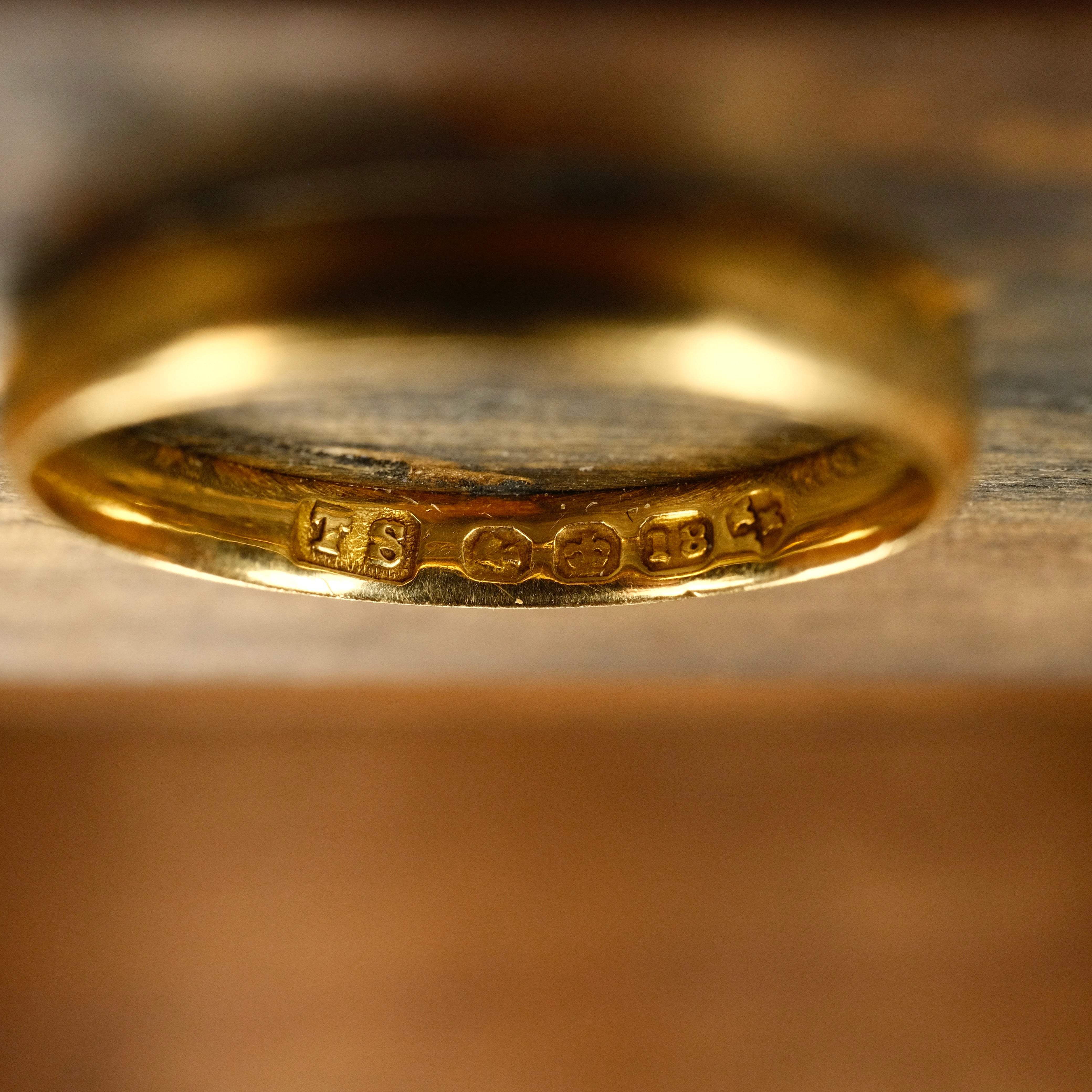 Victorian 18ct Gold Wedding Band Ring, Rare Newcastle Assay