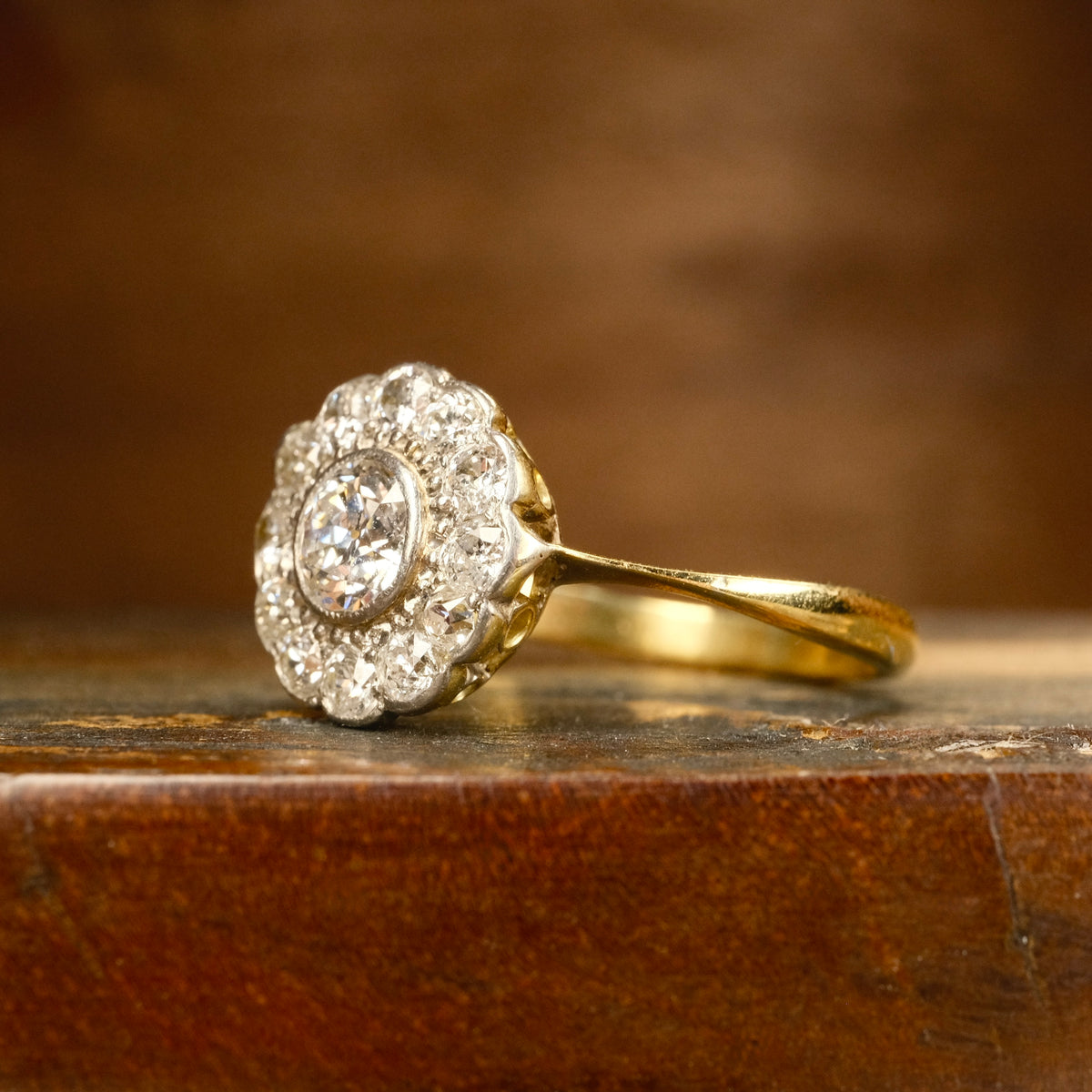 Antique, 18ct Gold, 1.5 Carats, Old European Cut Diamond Daisy Cluster Ring