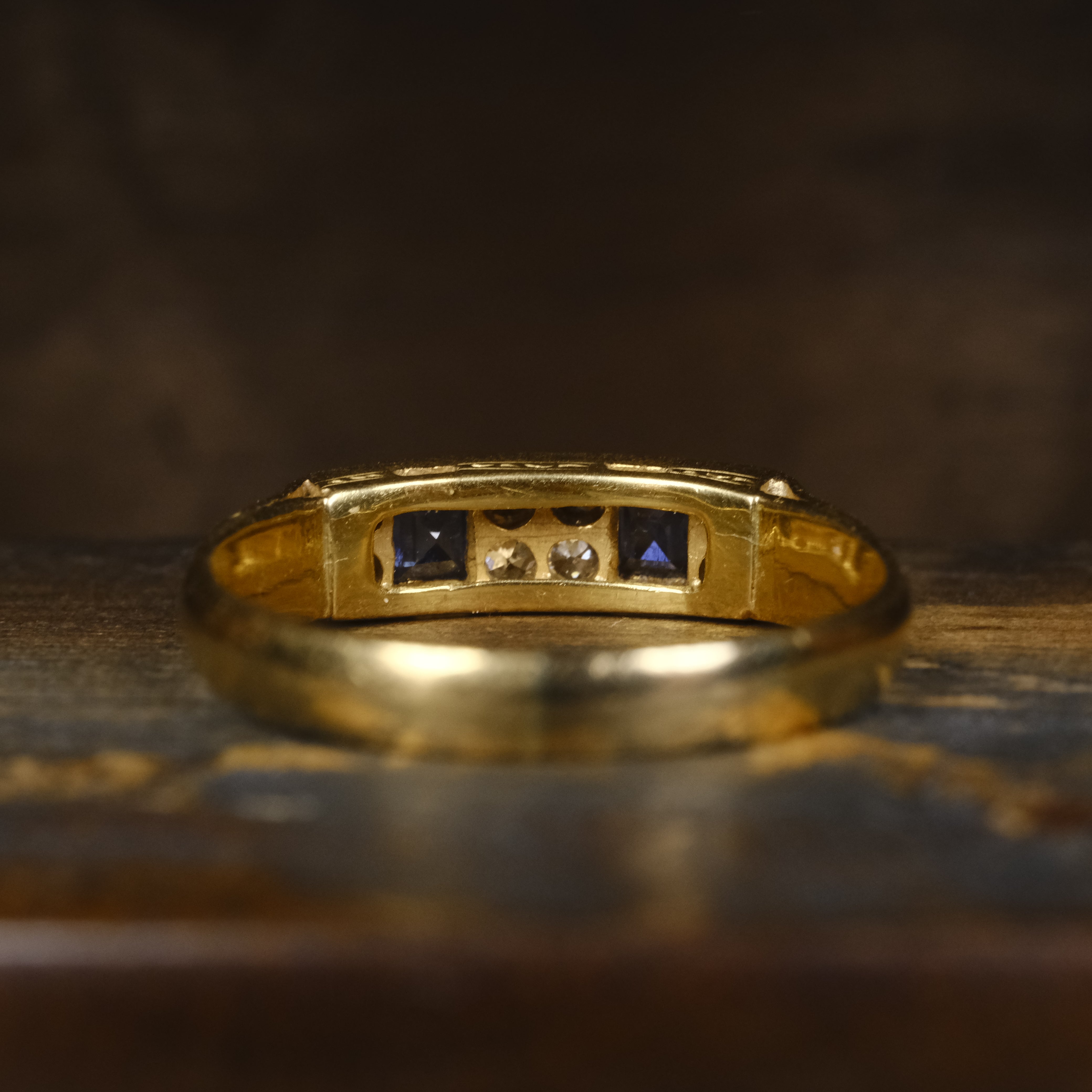 Antique 18ct Gold, Natural Cornflower Blue Sapphire & Old Cut Diamond Ring