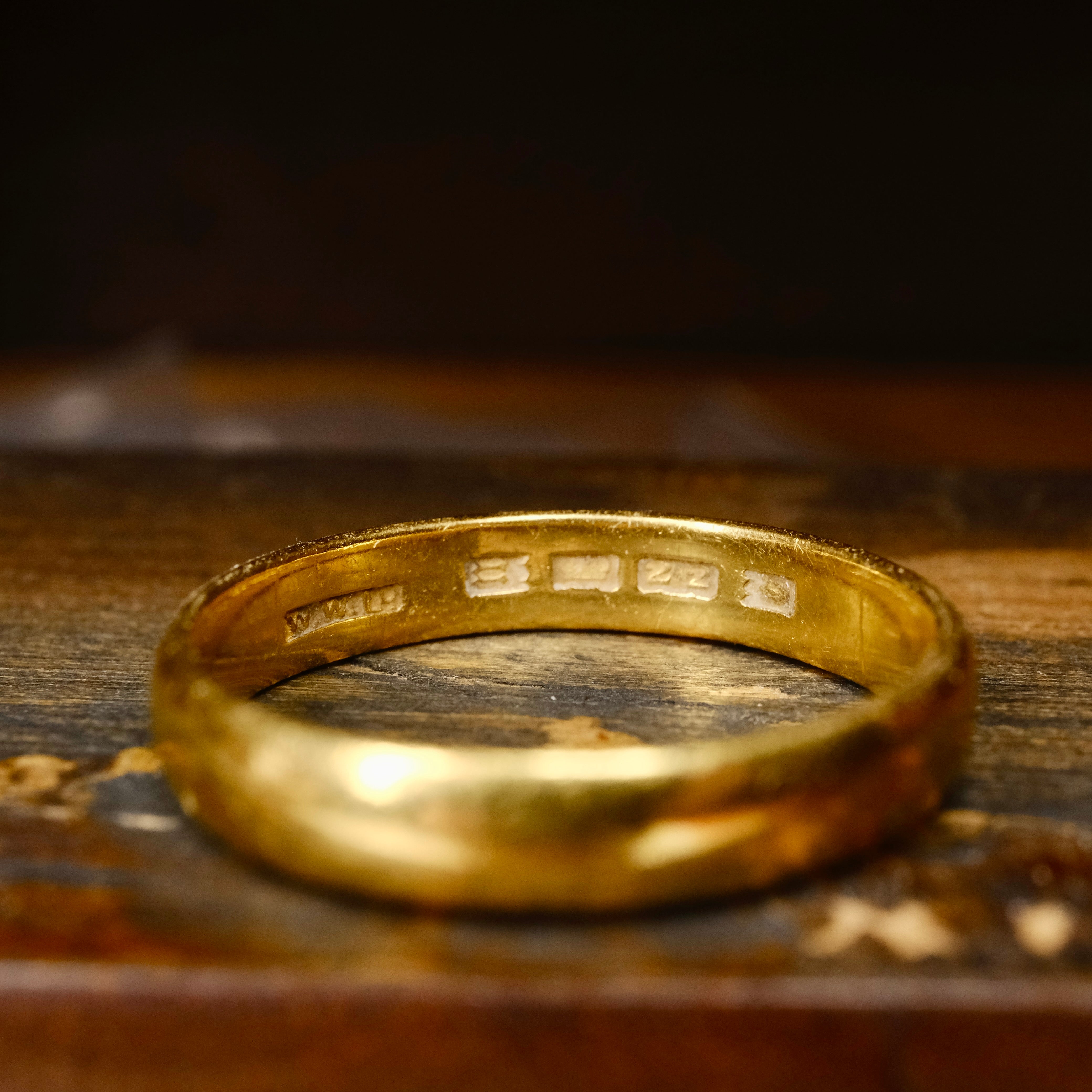 1930s Gents 22ct Gold Wedding Band Ring, 5.2 Grams