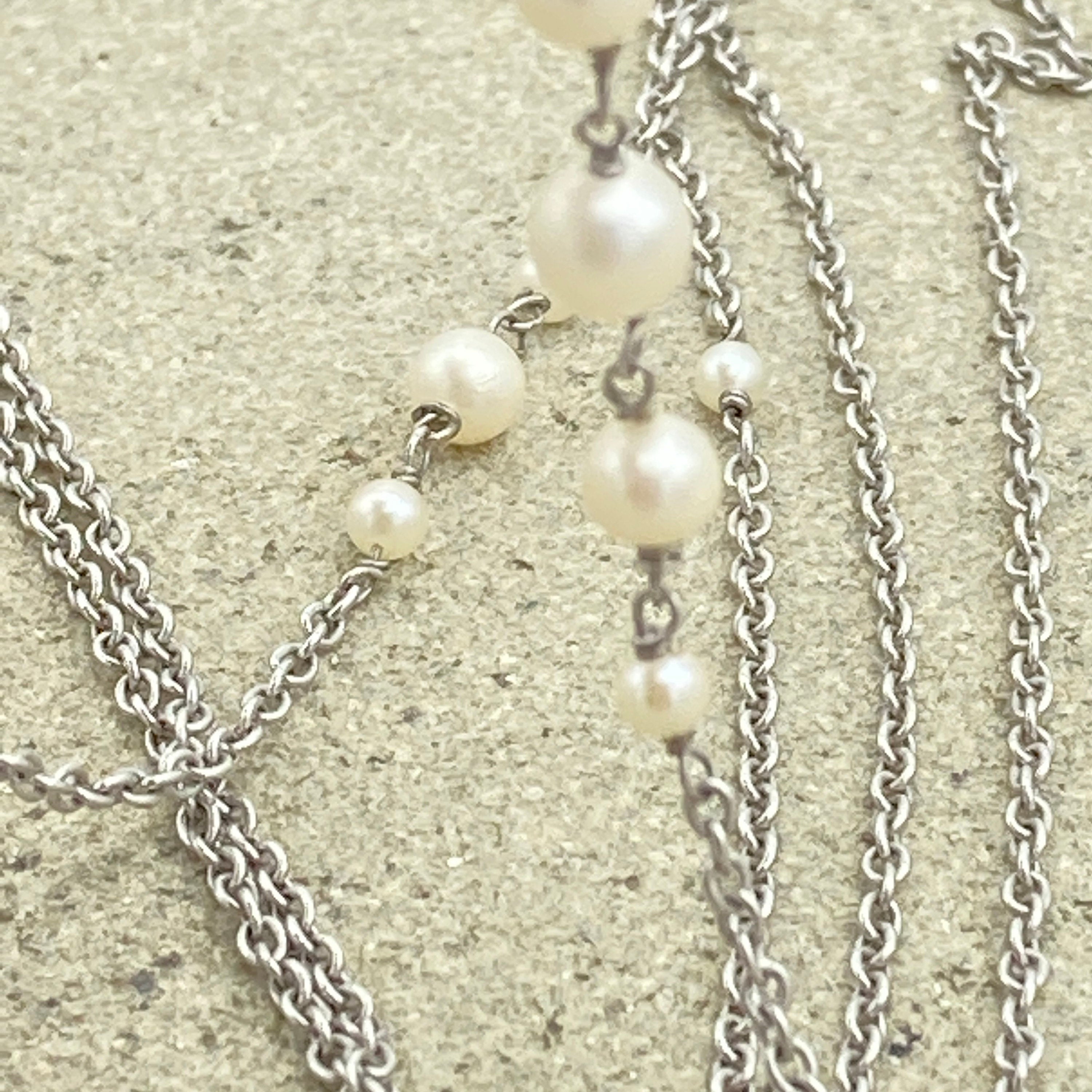 Original Art Deco,  long Platinum and cultured pearl spacer chain necklace