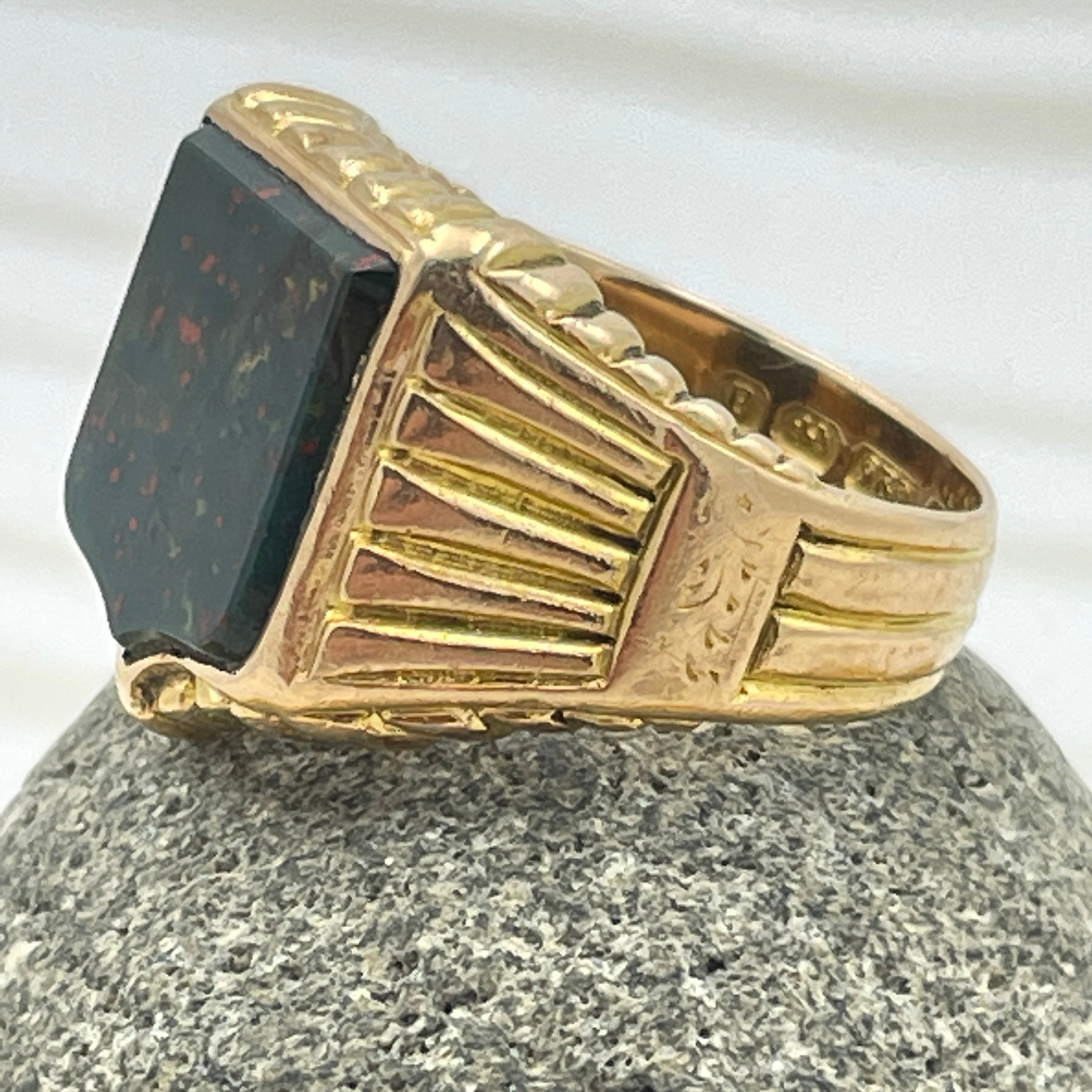 Edwardian, Gents, 15ct Gold, bloodstone signet ring