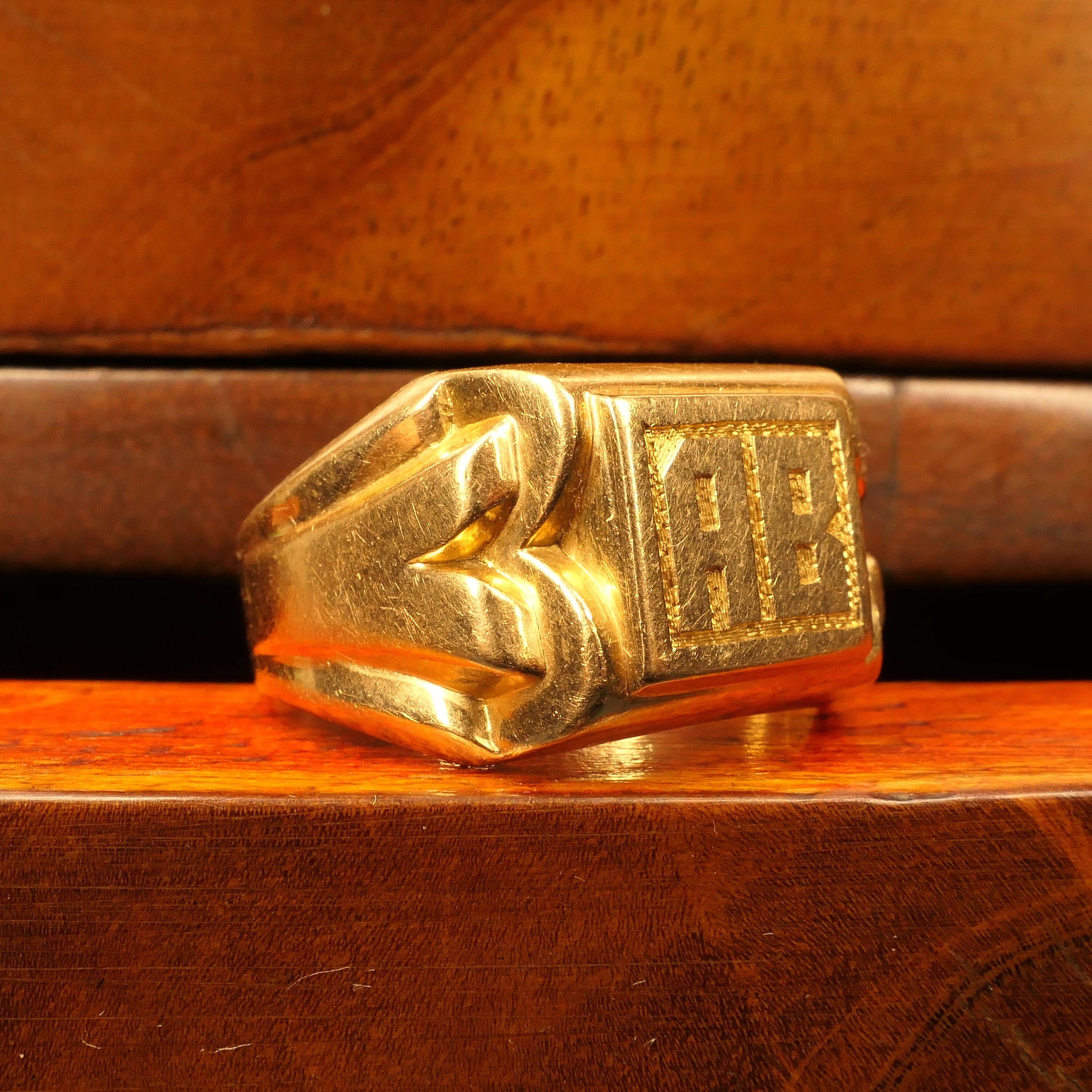 French, 18ct Gold, Gents Signet Ring, c1940s