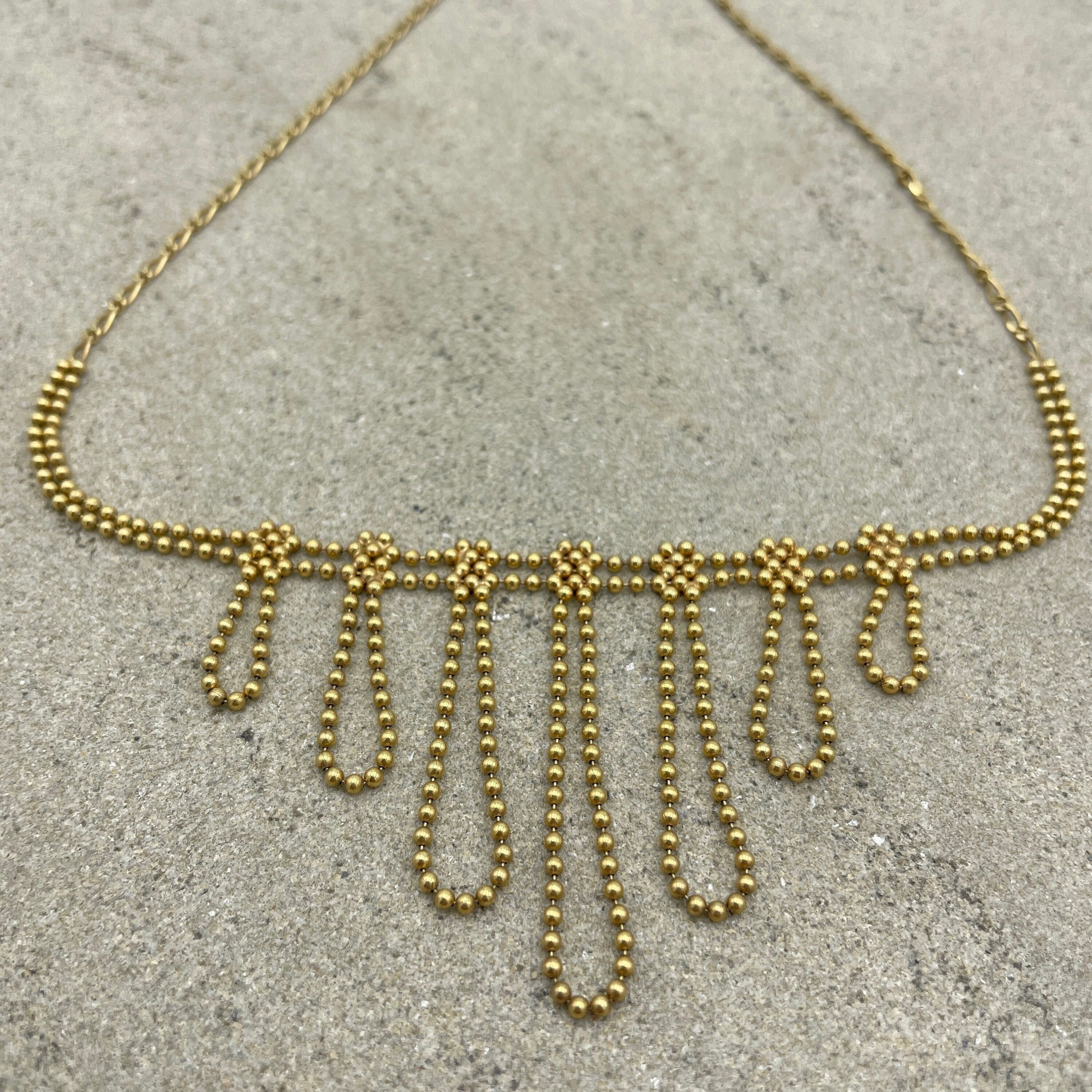Vintage 9ct gold fringe necklace