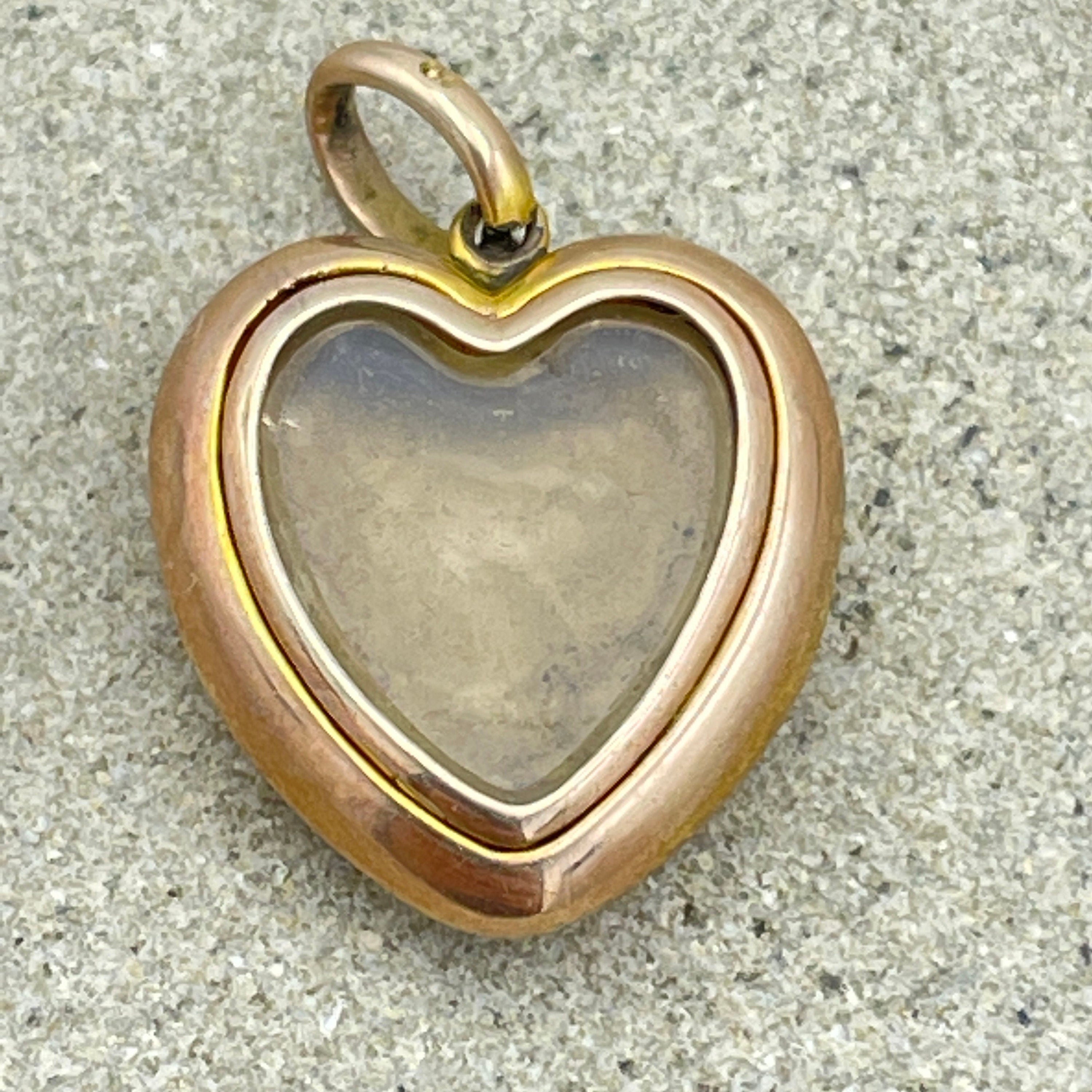 Victorian 10ct gold, heart shaped mourning locket, pendant