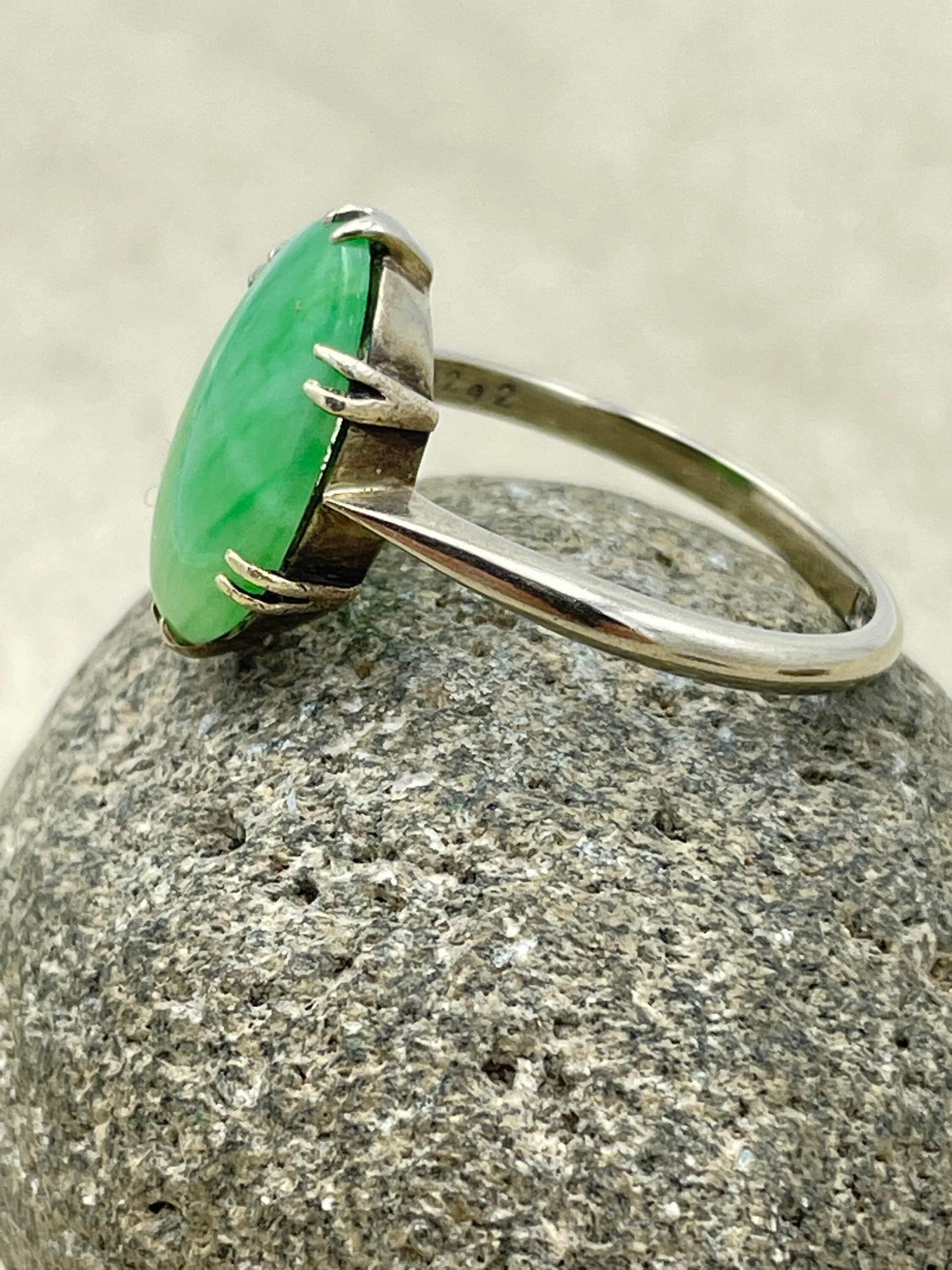 Original Art Deco 9ct White Gold Jade Cabochon Ring