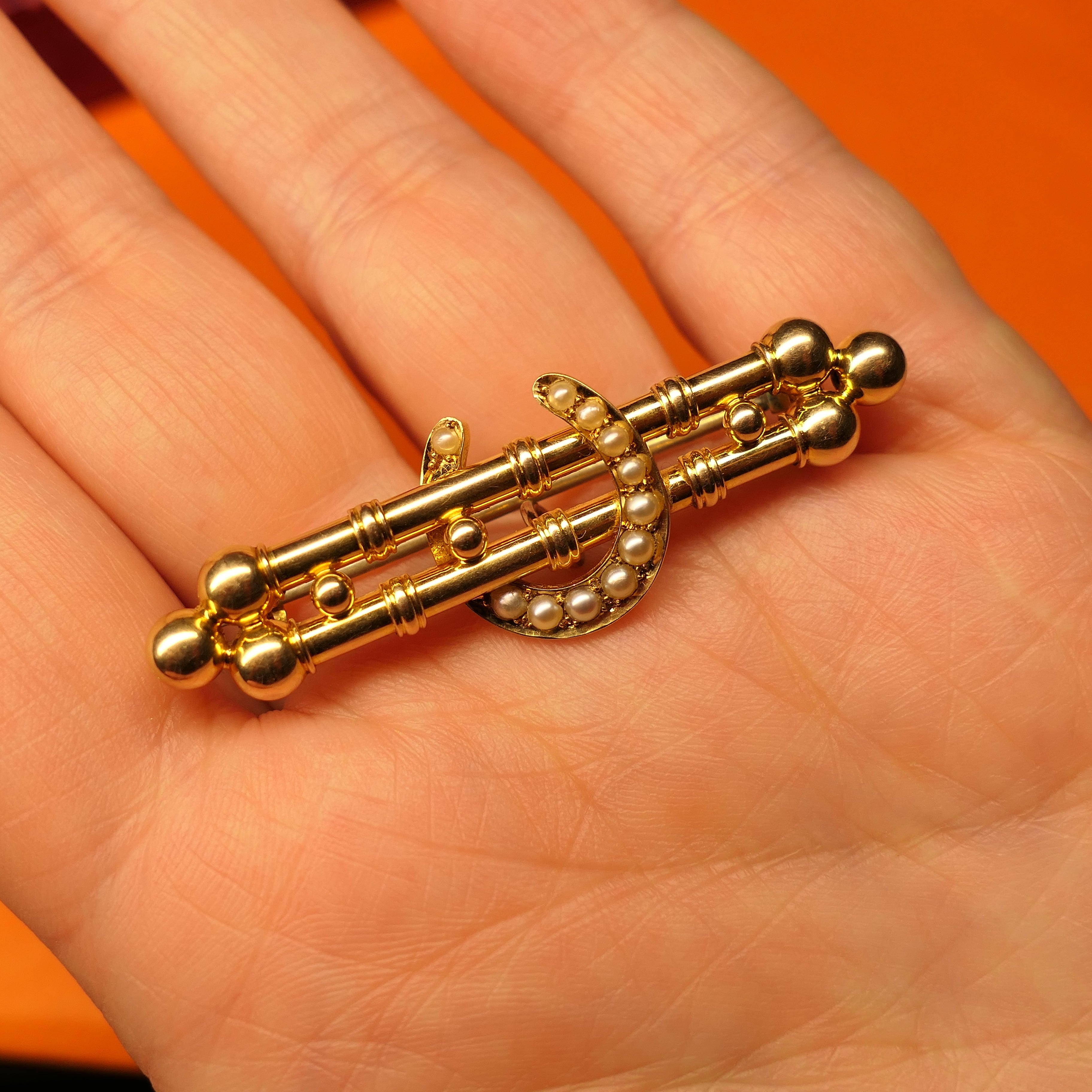 Antique, Alabaster & Wilson, 15ct Gold & Split Pearl, Horseshoe Brooch