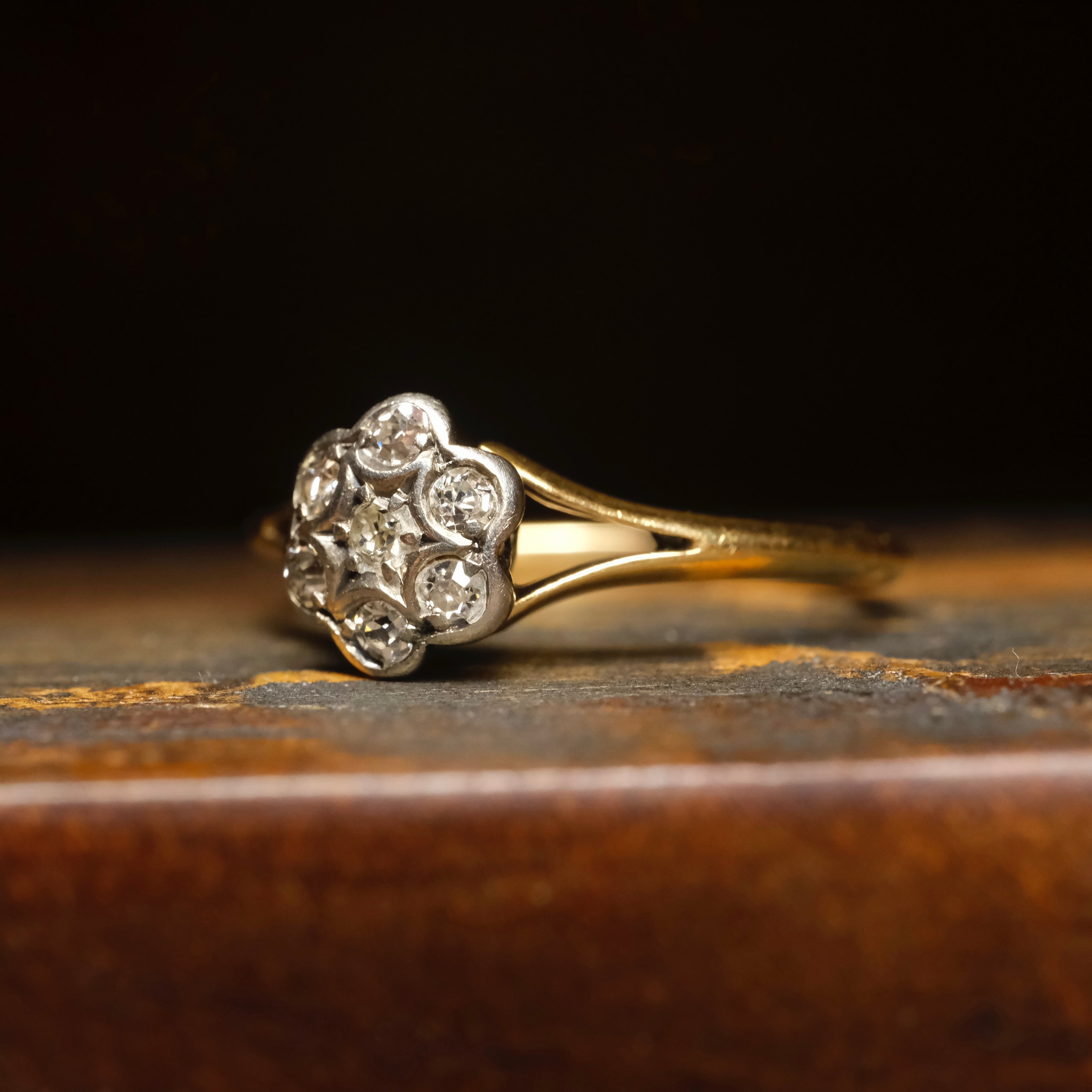 Antique, 18ct Gold & Platinum, Diamond Daisy Cluster Ring