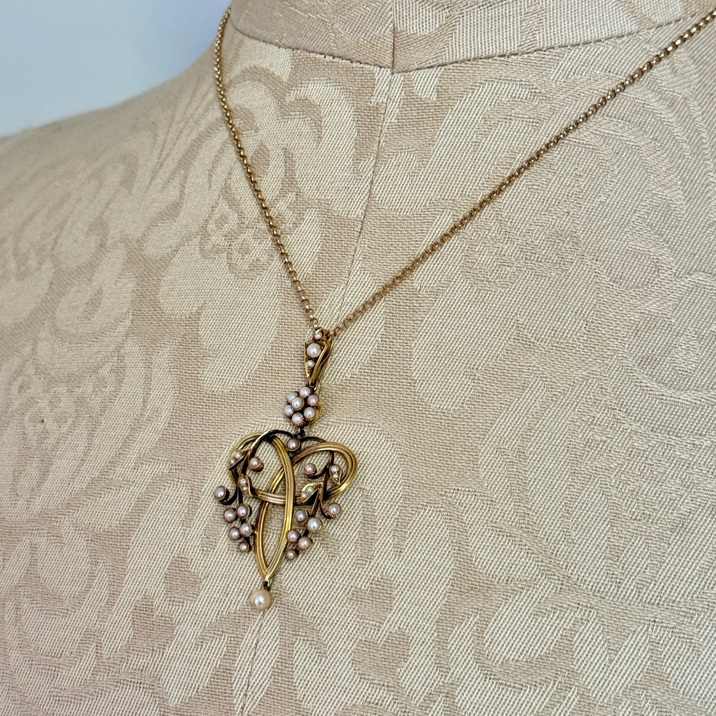 Antique, Art Nouveau, 15ct Gold & Split Pearl Drop Pendant
