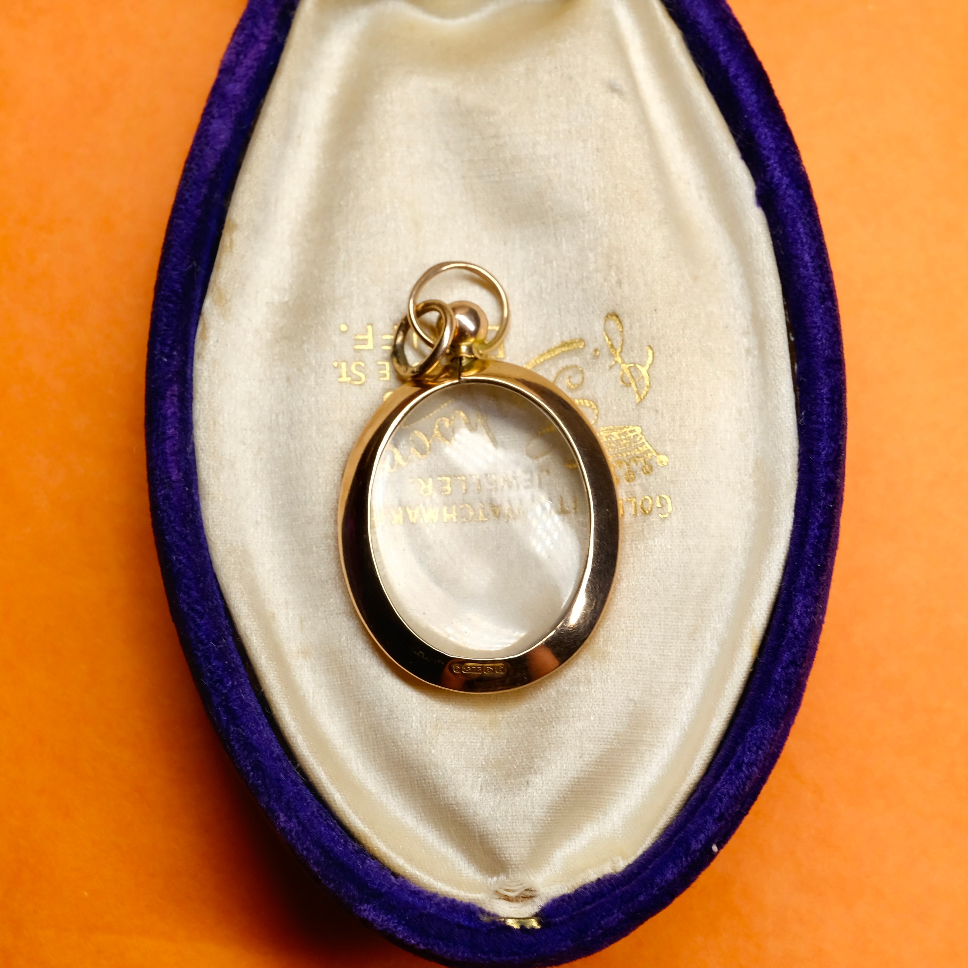 Antique, Edwardian 9ct Gold, Glazed Locket, Pendant, Hallmarked in 1905