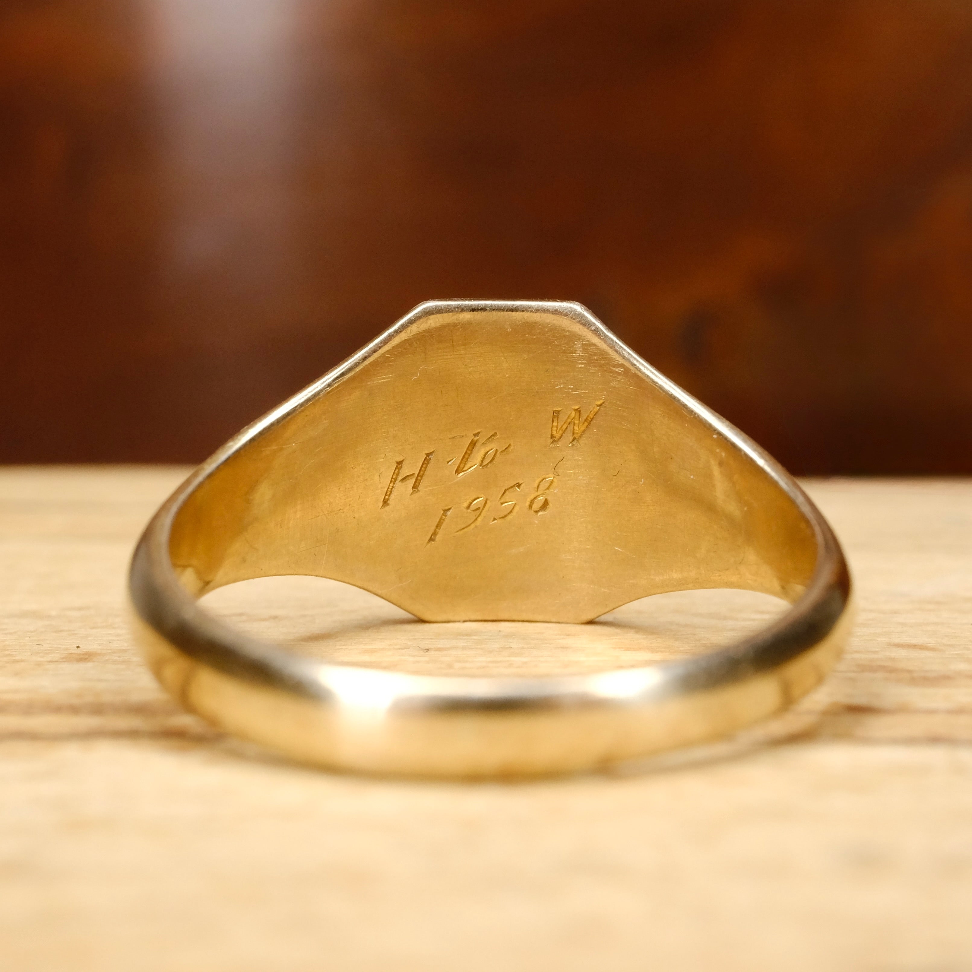 1950s, Gents, 9ct Gold, Hexagonal Signet Ring