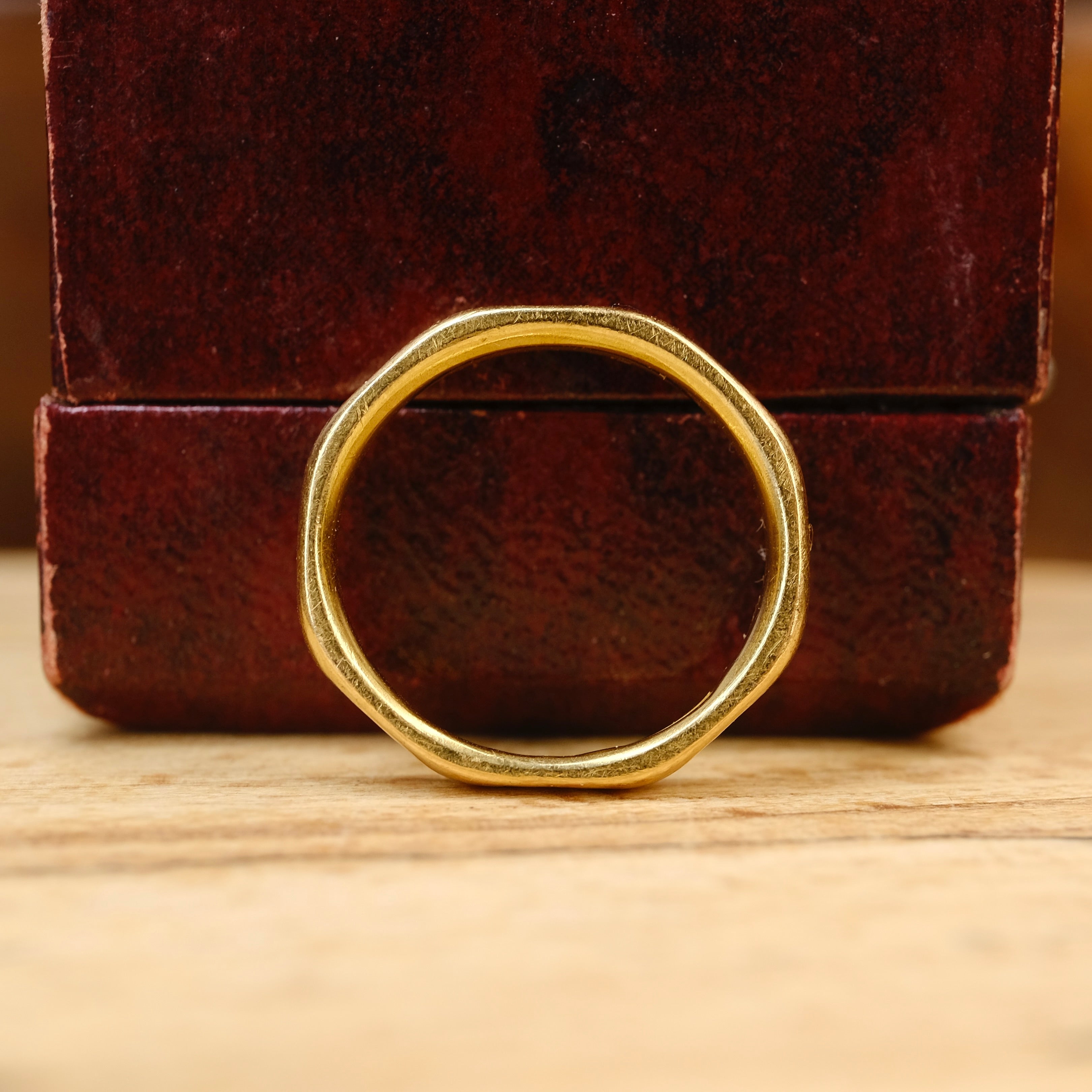 Vintage, 1950's, 22ct Gold Faceted Band Ring