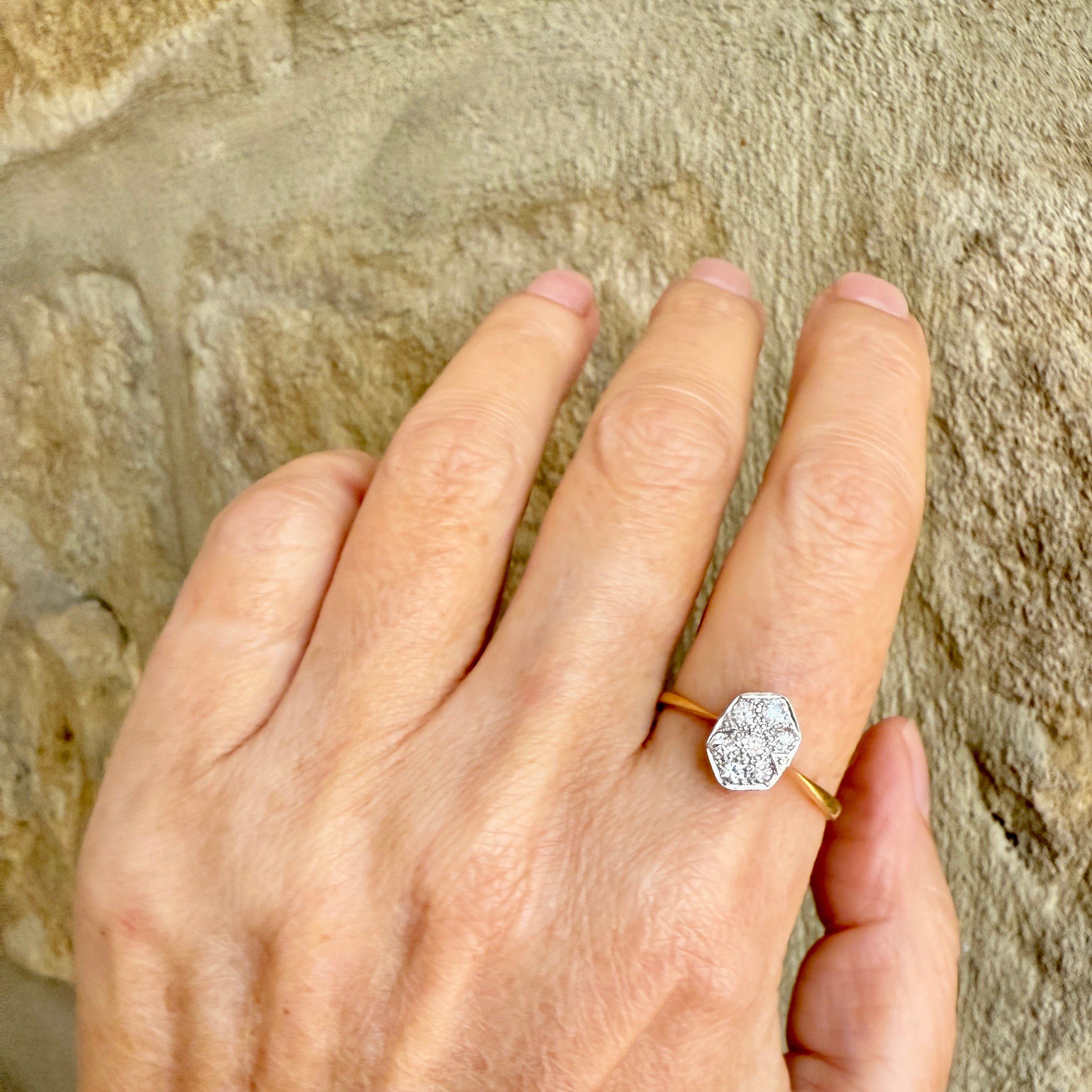 Antique 18ct Gold & Platinum Old Cut Diamond Plaque Ring