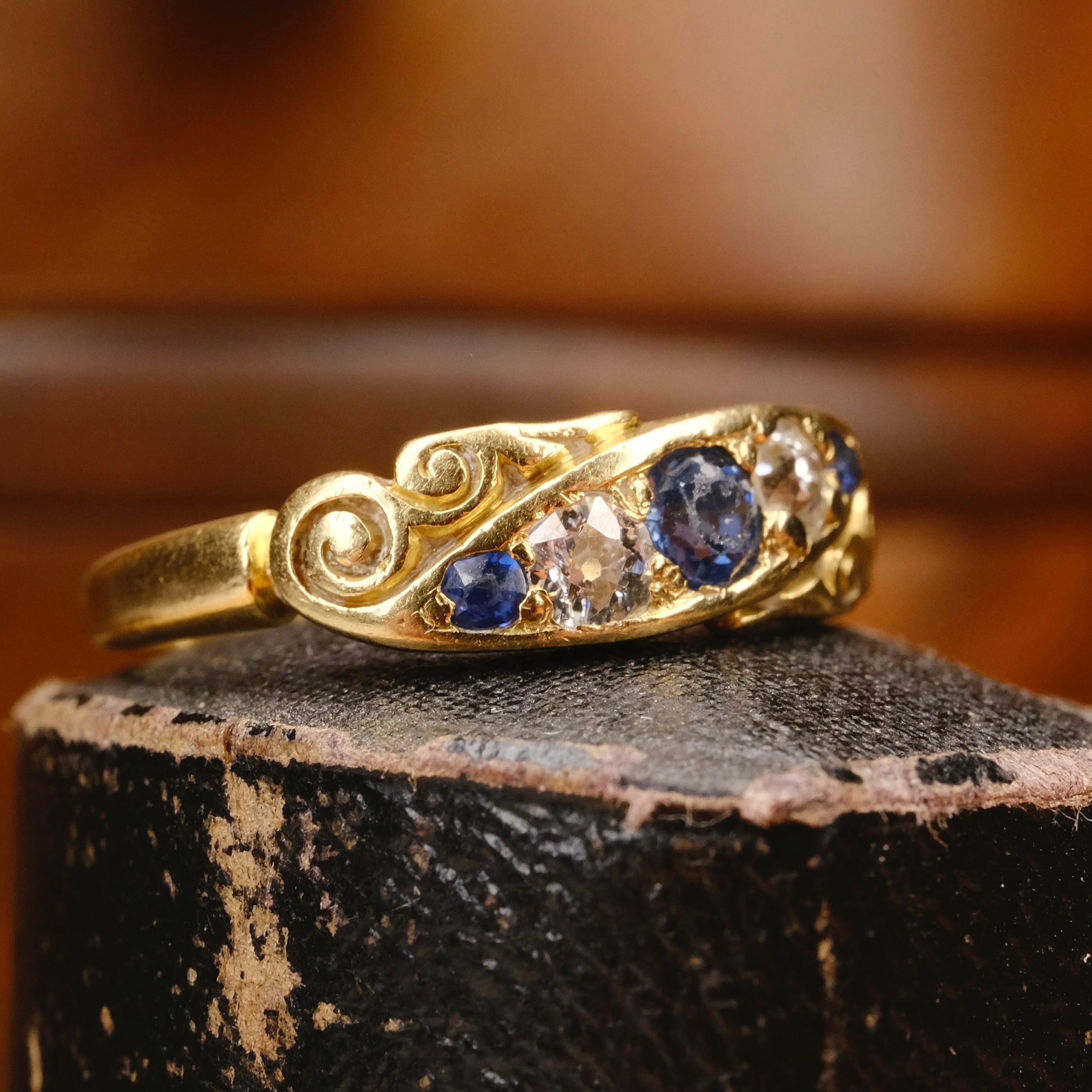 Antique , Victorian 18ct Gold, Sapphire & Old Cut Diamond Ring, Chester Hallmark 1898